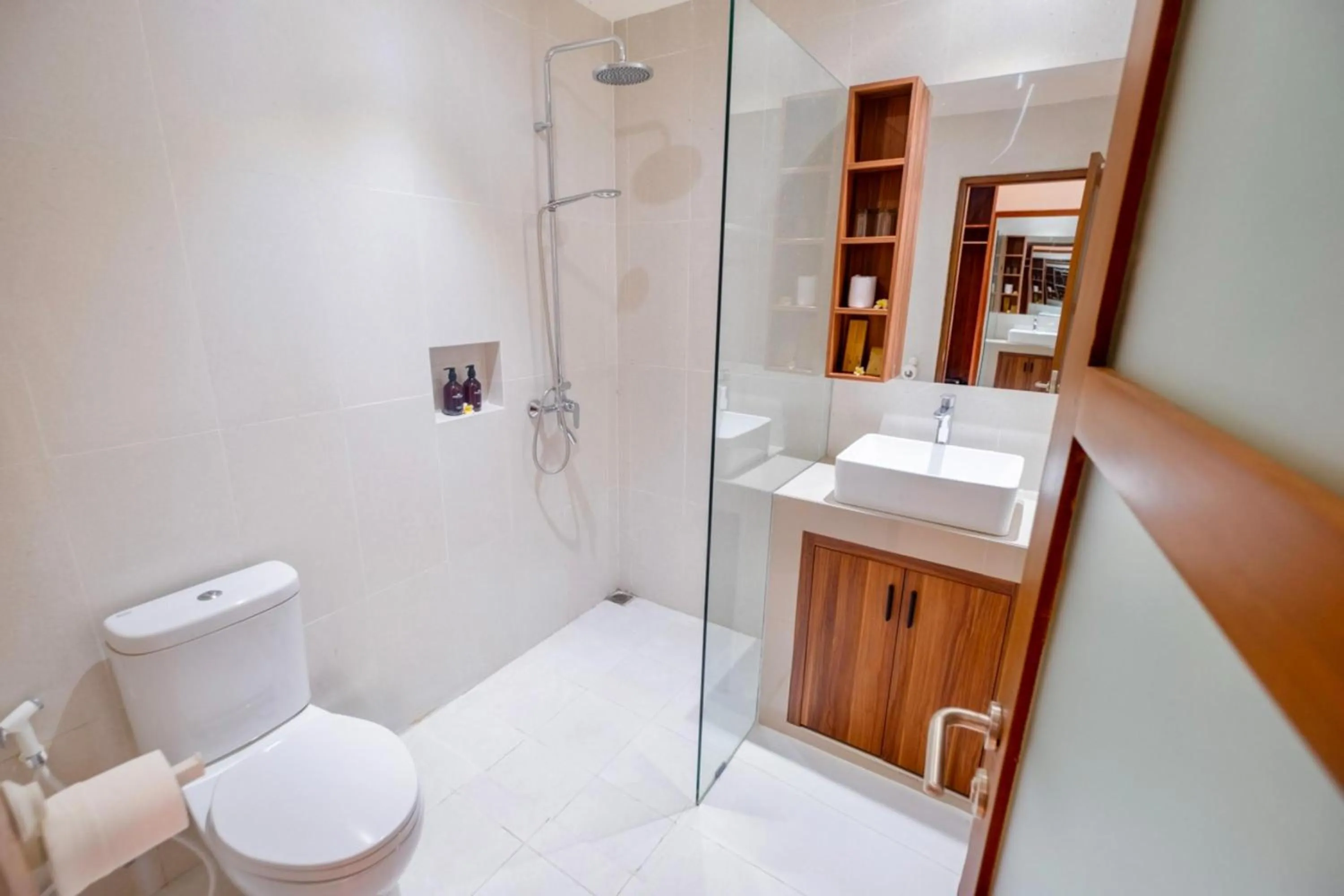 Shower in Puri Kaja House