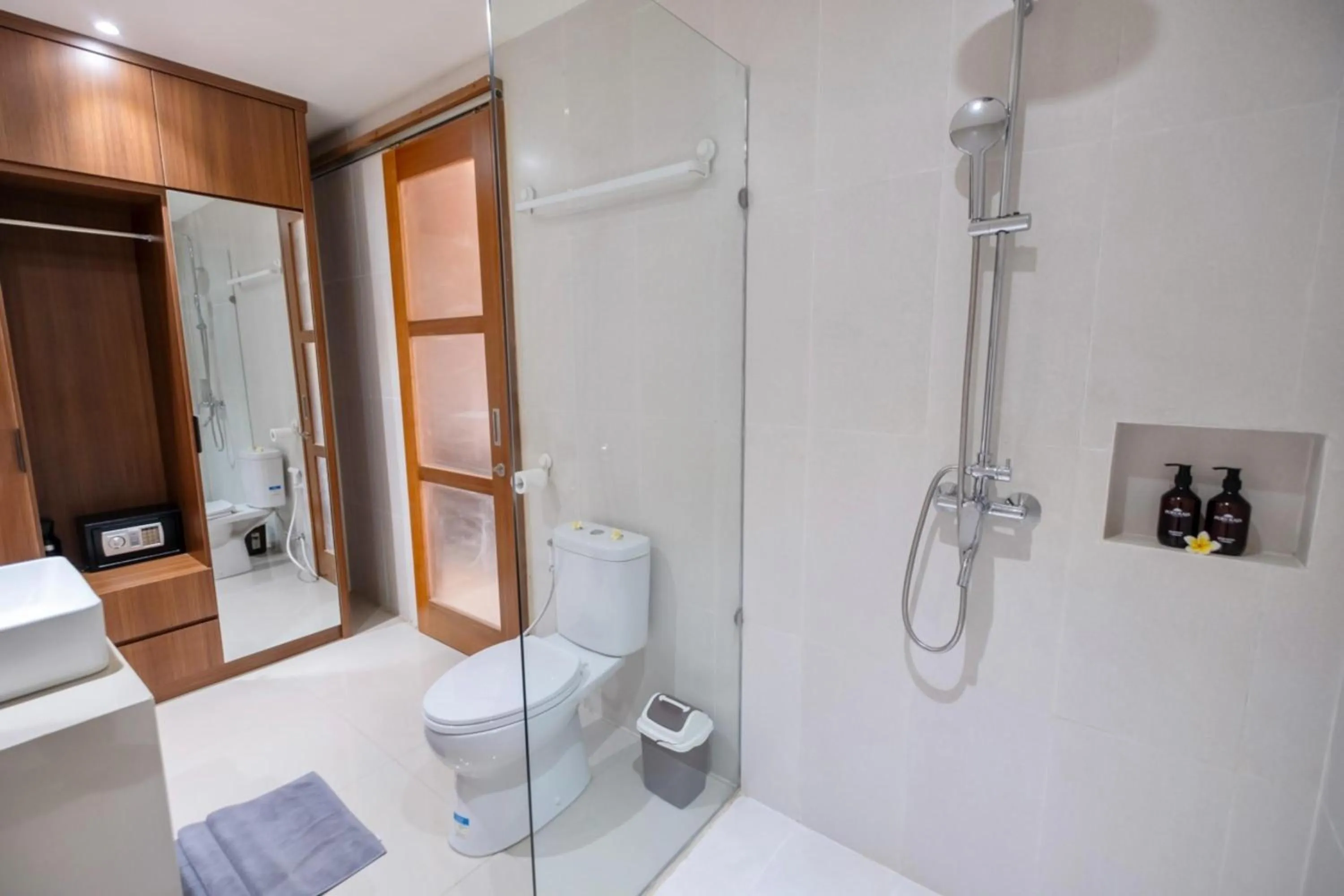 Bathroom in Puri Kaja House