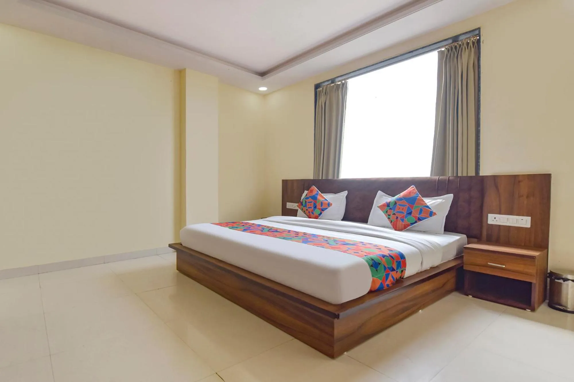 Bed in FabHotel Ballyfin Retreat