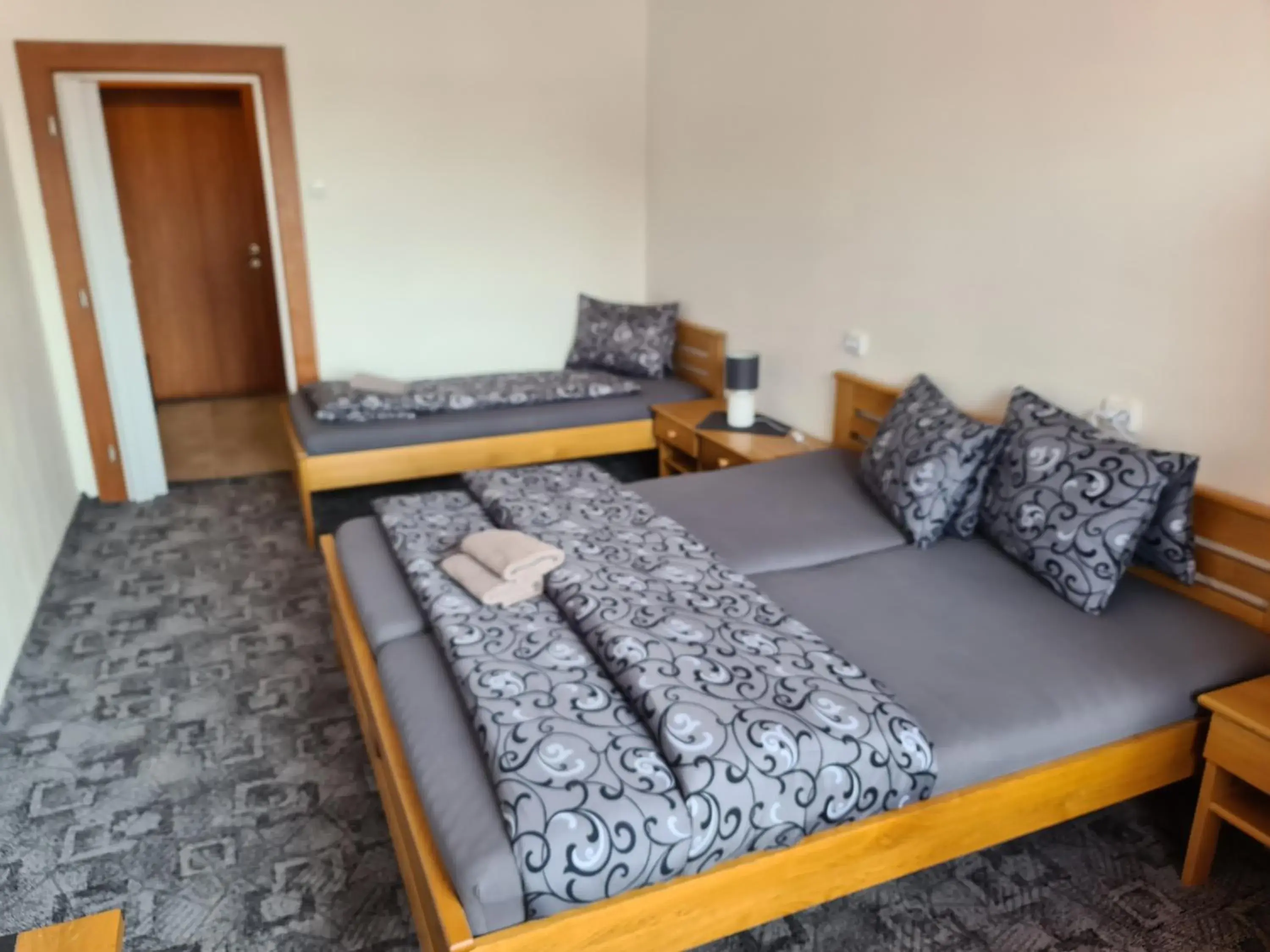 Triple Room with Double Bed and Bath in hotel KORUNA Triple Room with Double Bed and Bath in hotel KORUNA