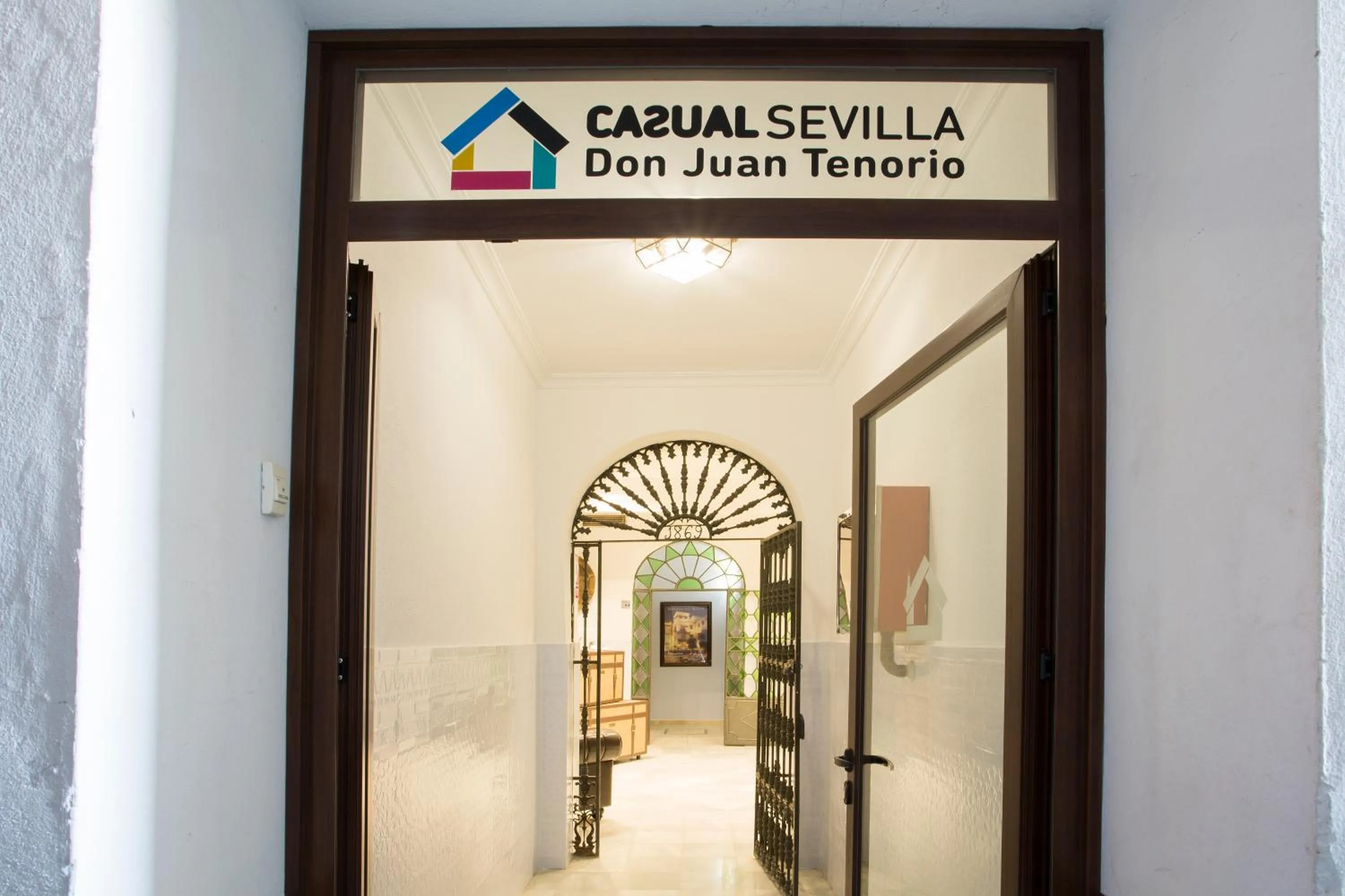 Facade/entrance in Casual Don Juan Tenorio Sevilla