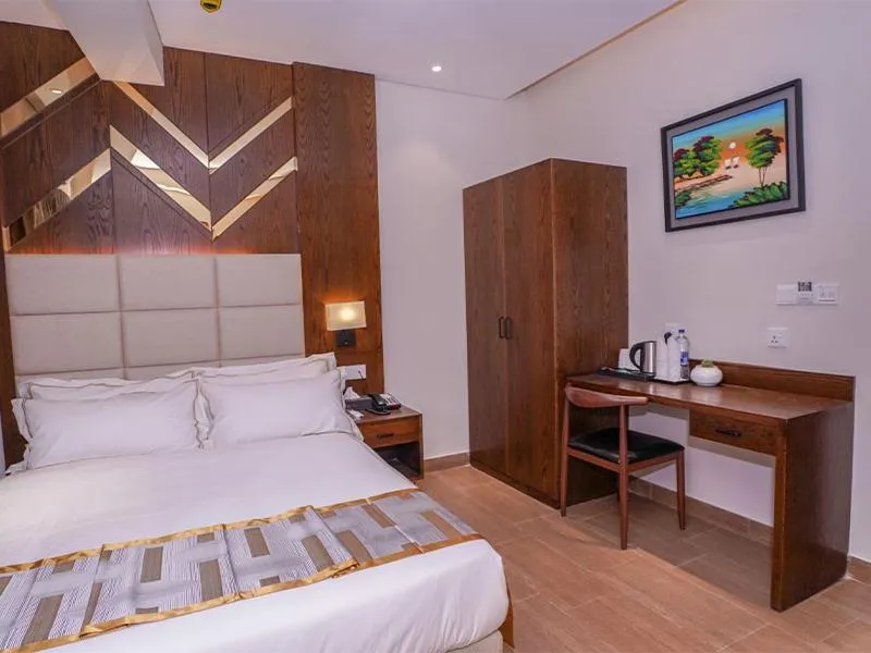 Oasis Hotel