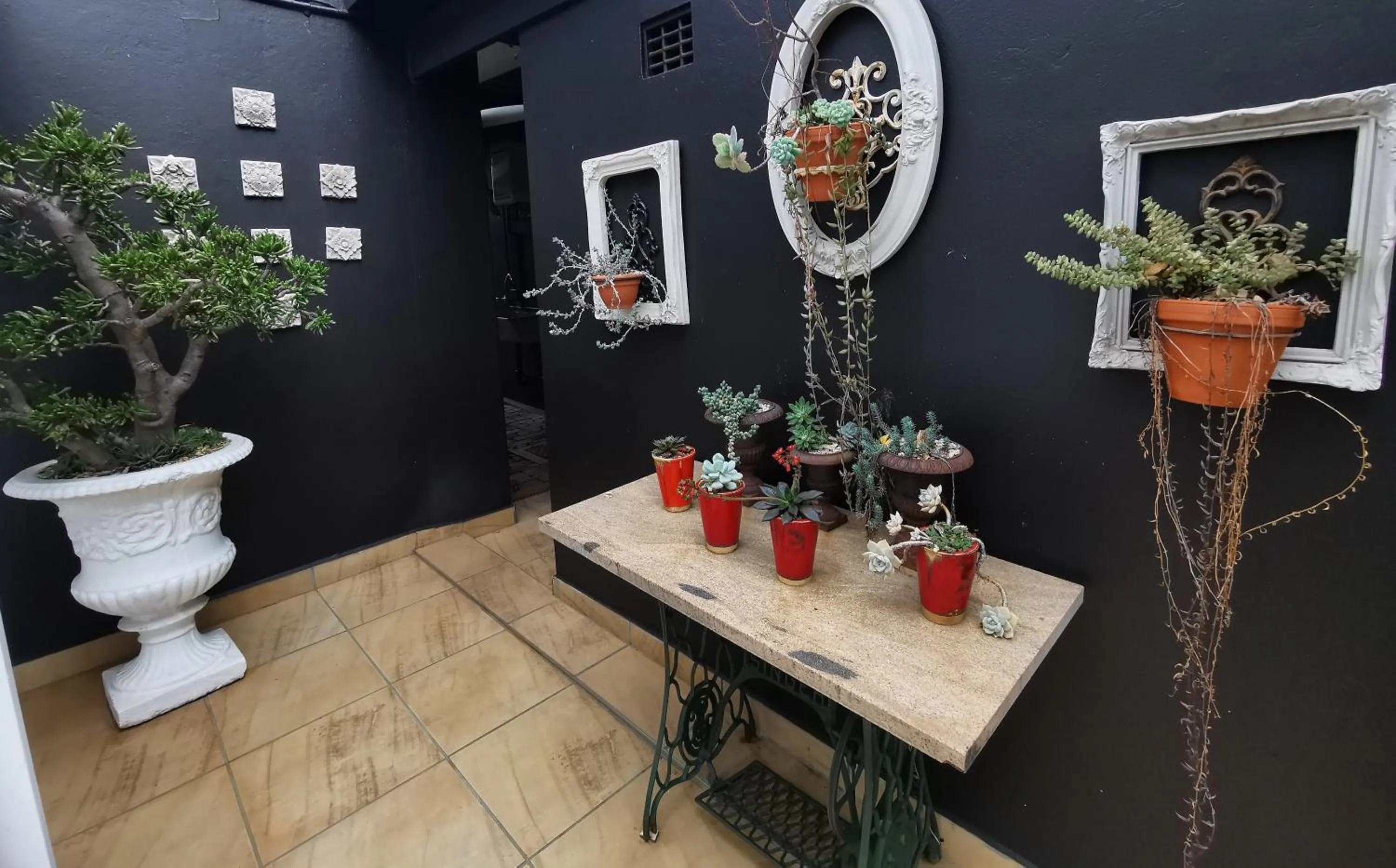 Patio in At 98 on Lynburn Guest House