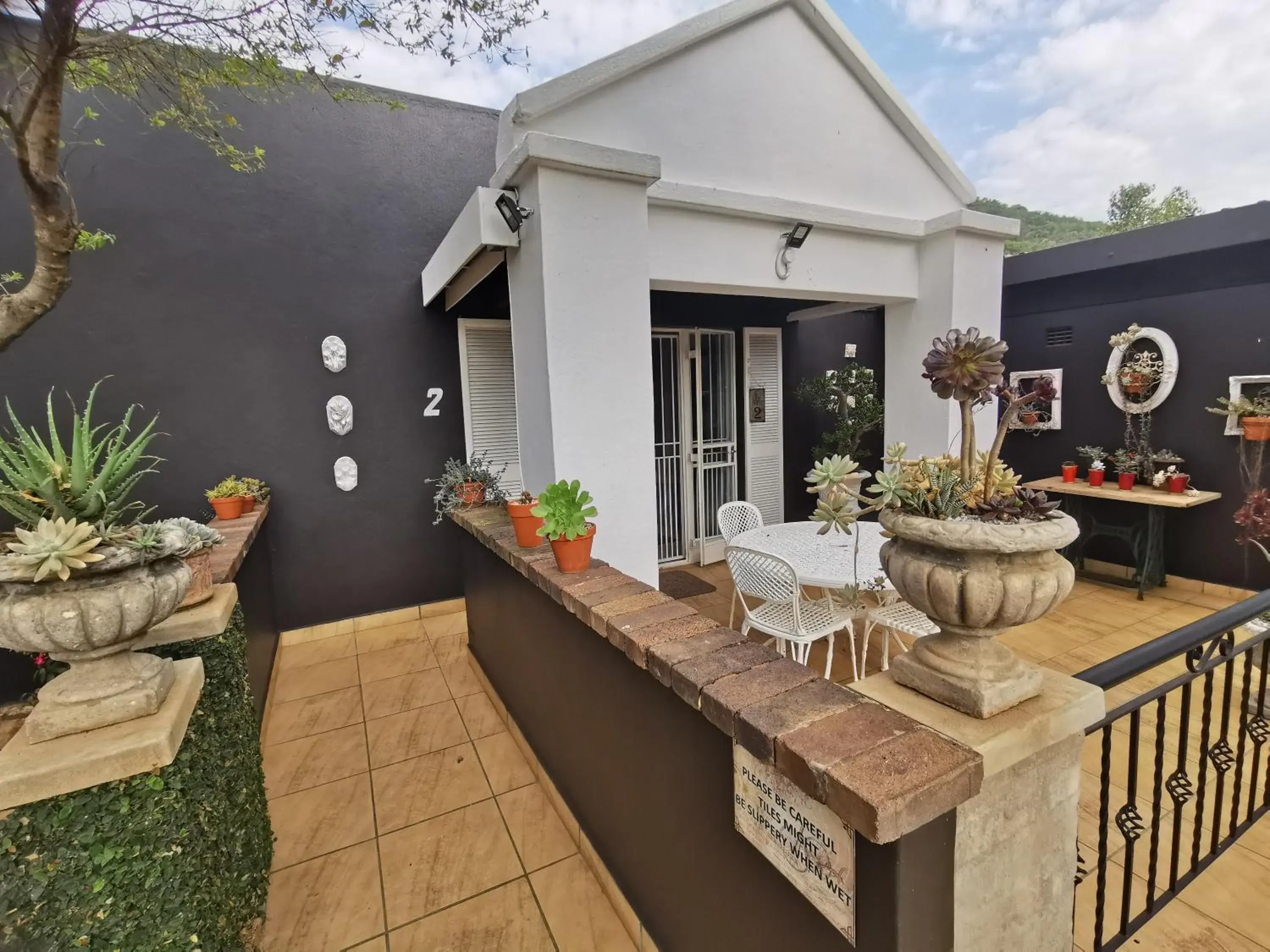 Property building in At 98 on Lynburn Guest House Property building in At 98 on Lynburn Guest House