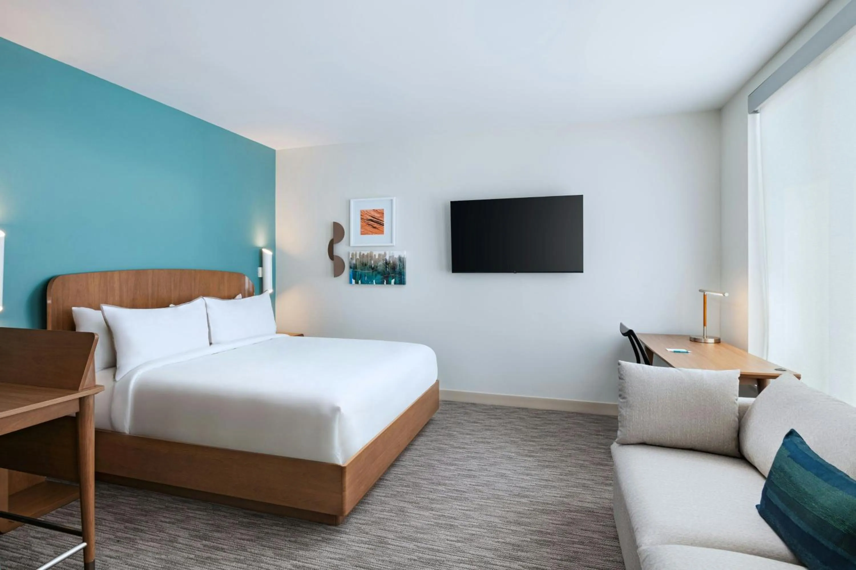 Photo of the whole room, Bed in Element Las Vegas Symphony Park