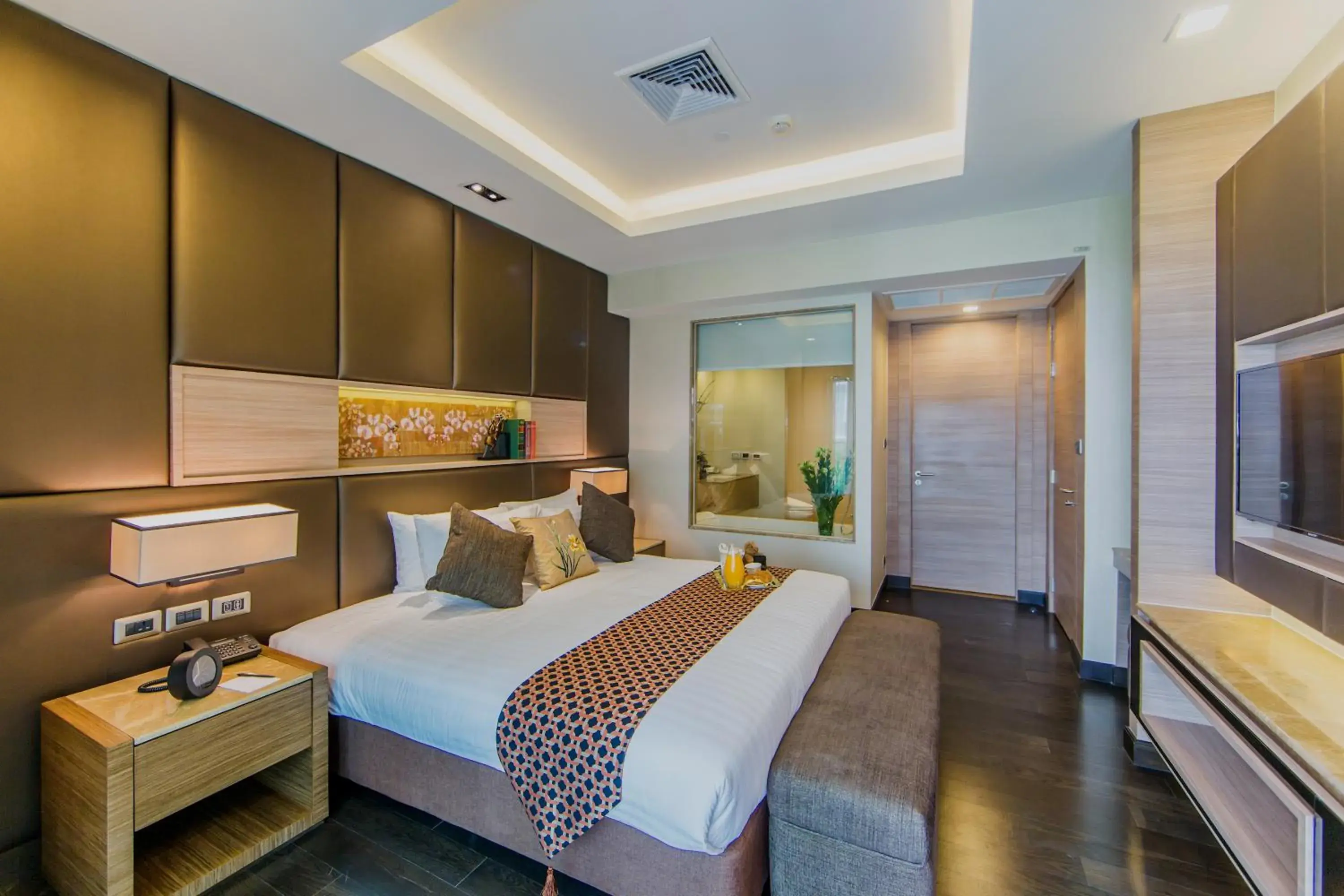 Bedroom, Bed in Qiss Residence by Bliston (SHA Extra Plus)