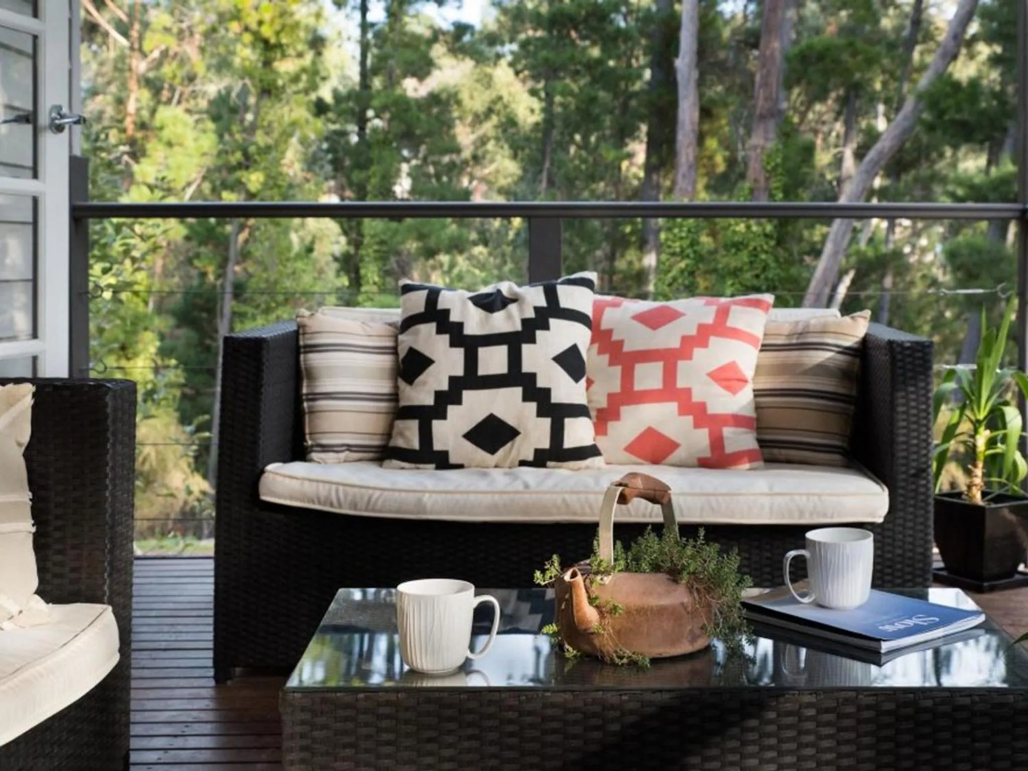 Patio in Viola- cottage retreat in Hepburn Springs