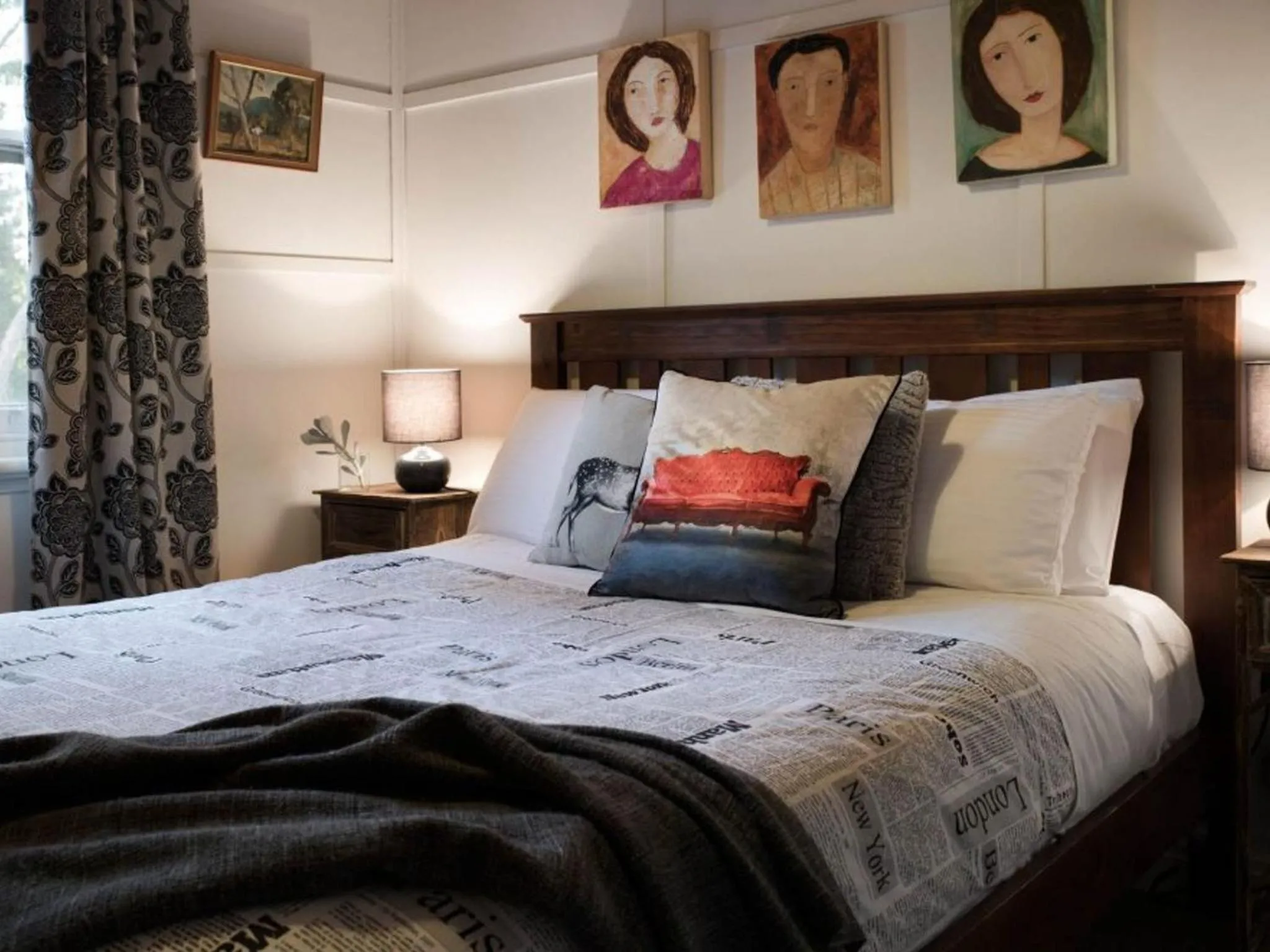 Bedroom, Bed in Viola- cottage retreat in Hepburn Springs