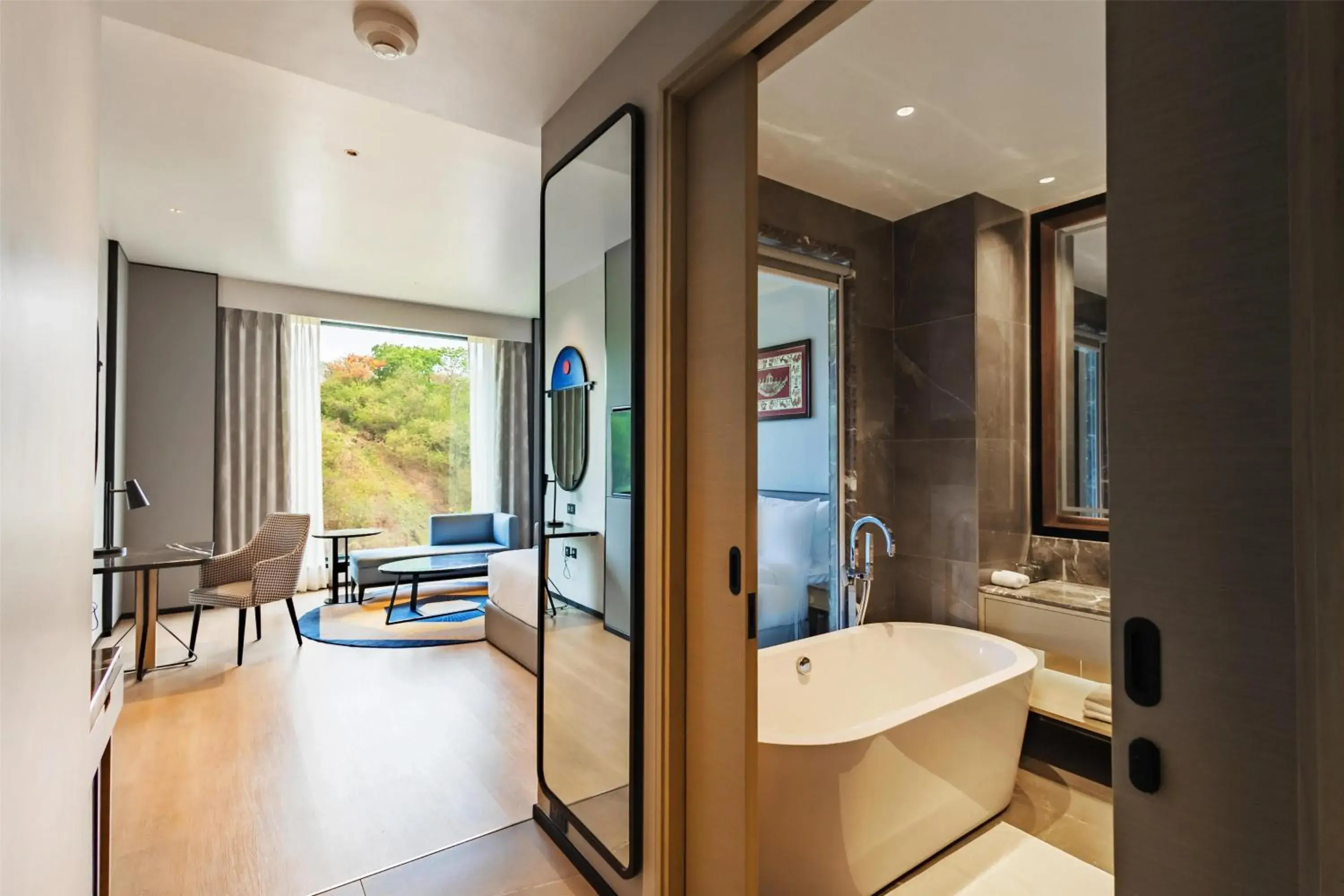 Bedroom in Radisson Hotel Jamshedpur Bedroom in Radisson Hotel Jamshedpur