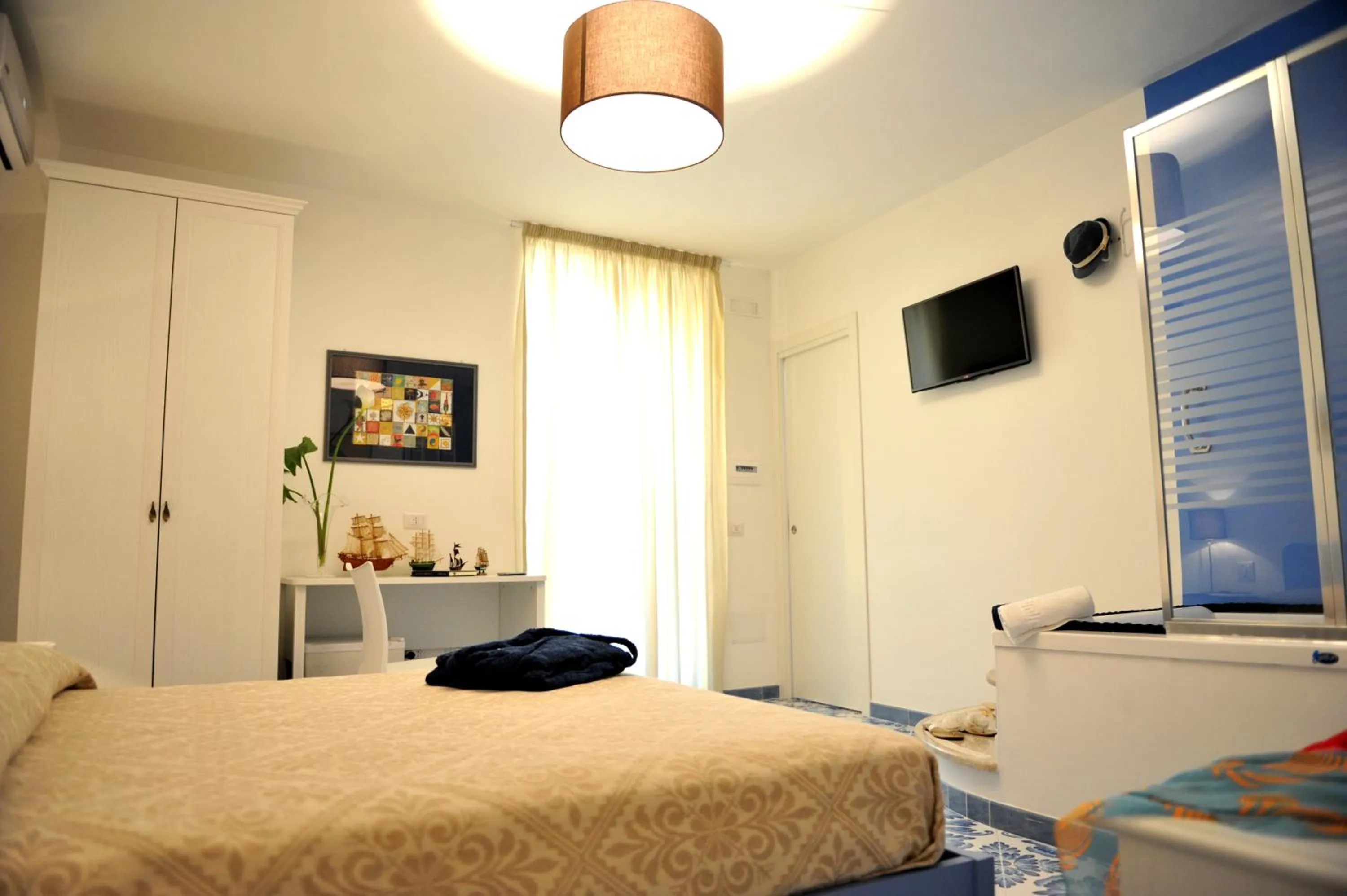 Photo of the whole room, Bed in Il Leone Di Mare