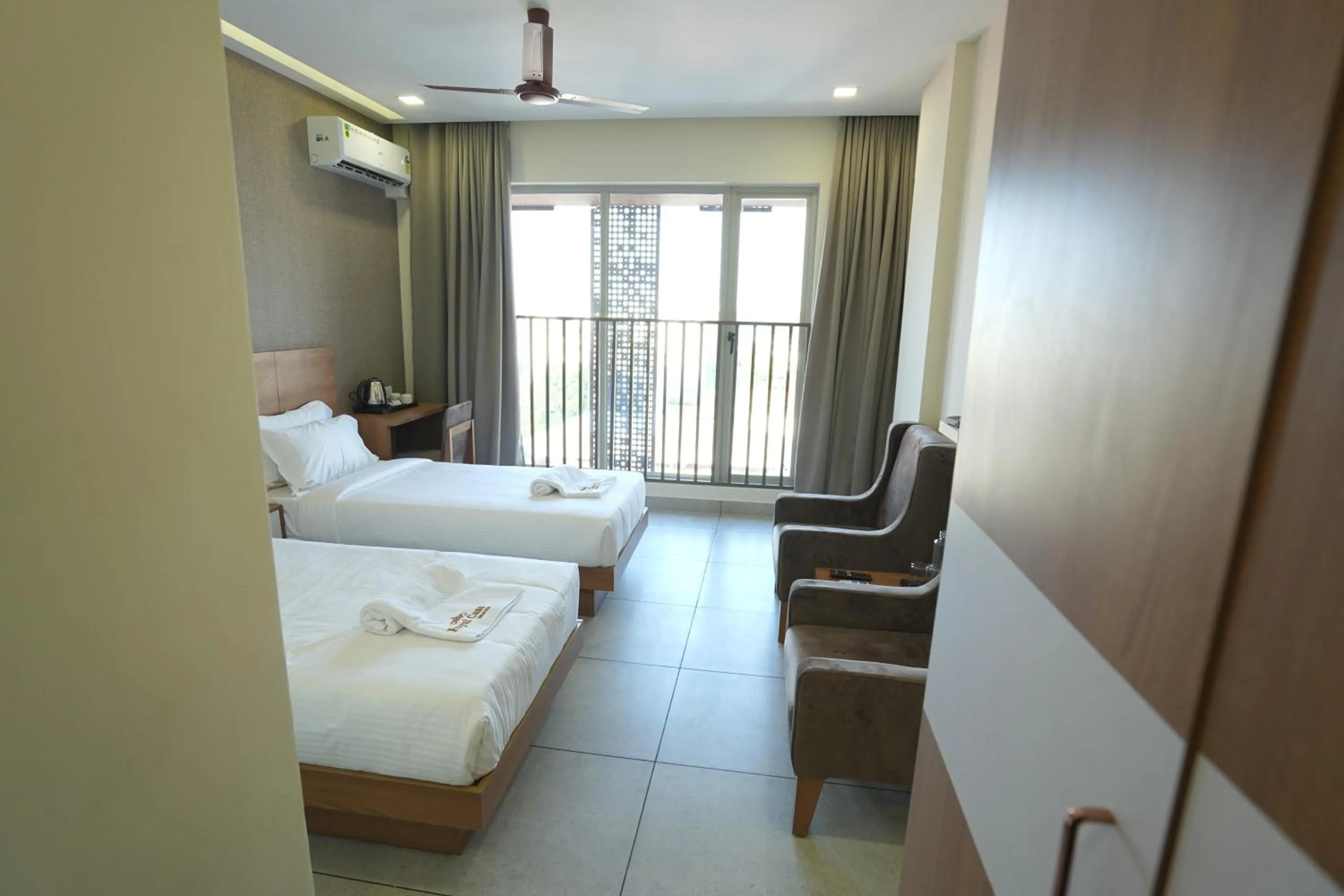 Photo of the whole room, Bed in Royal Casa Cochin