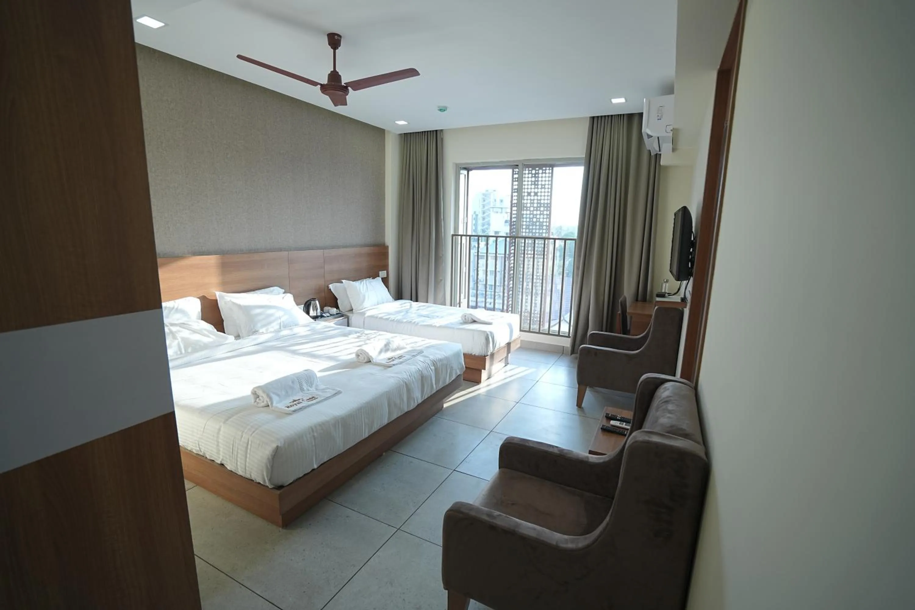 Photo of the whole room, Bed in Royal Casa Cochin