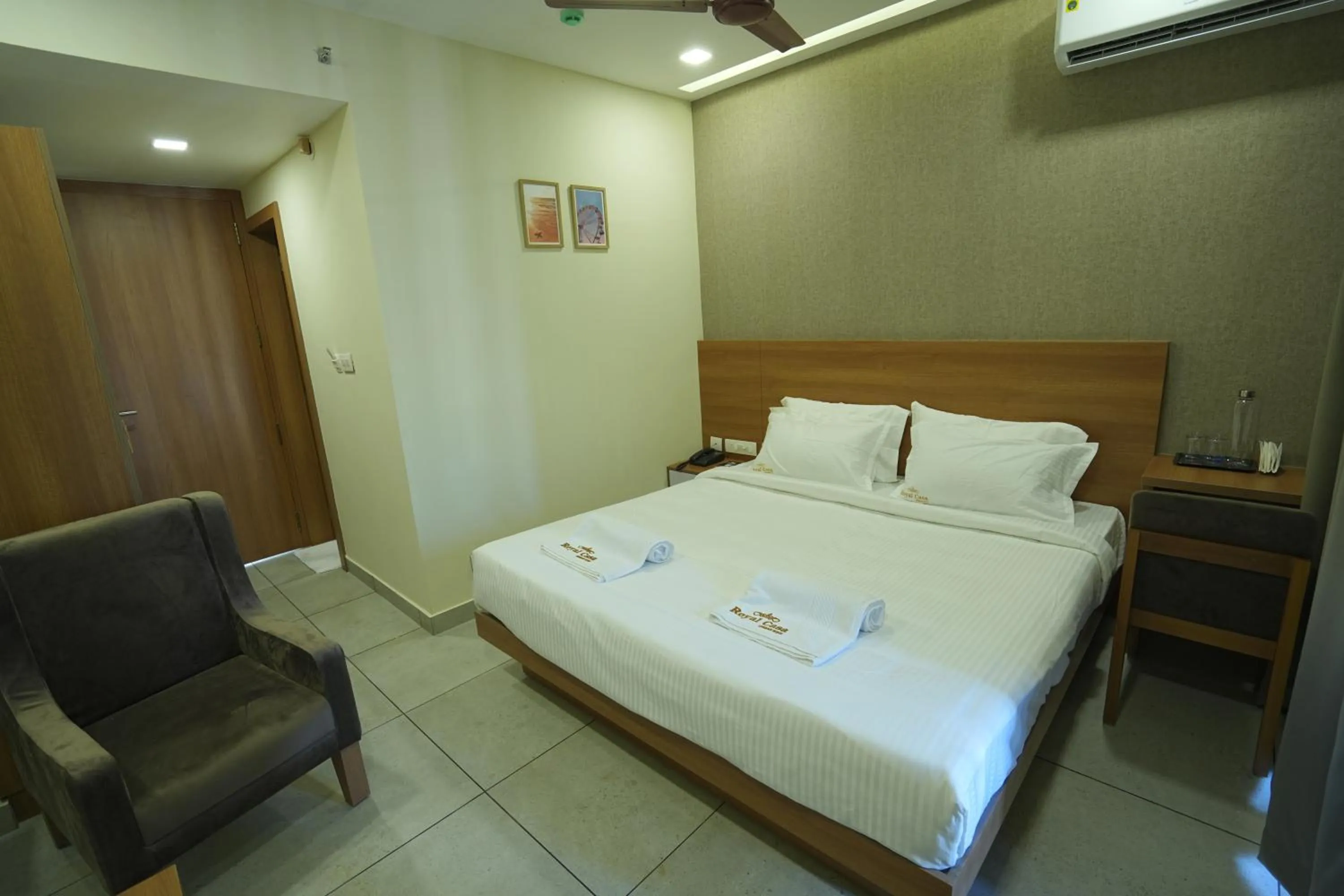 Bedroom, Bed in Royal Casa Cochin