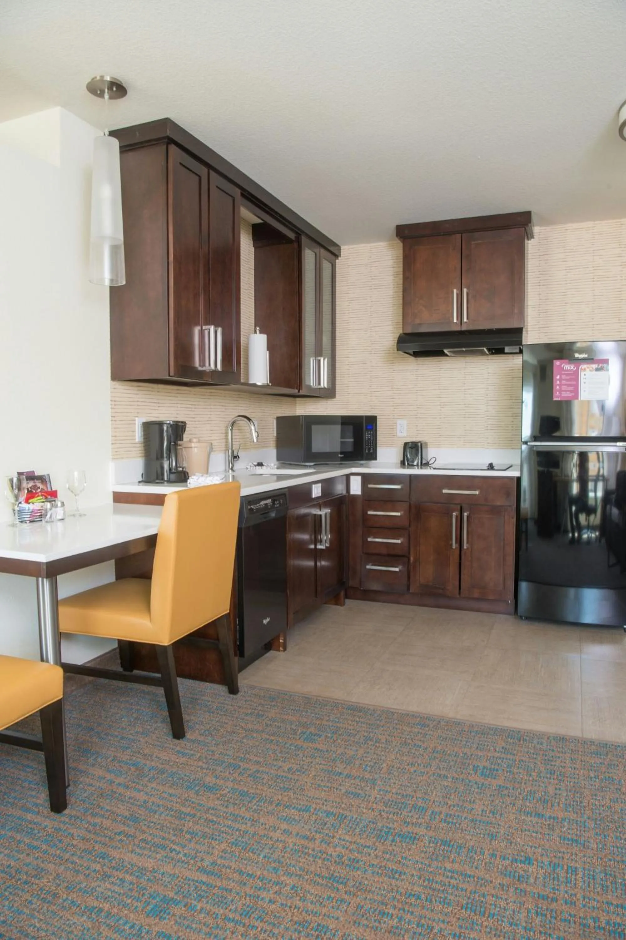 Kitchen or kitchenette in Residence Inn by Marriott Rapid City