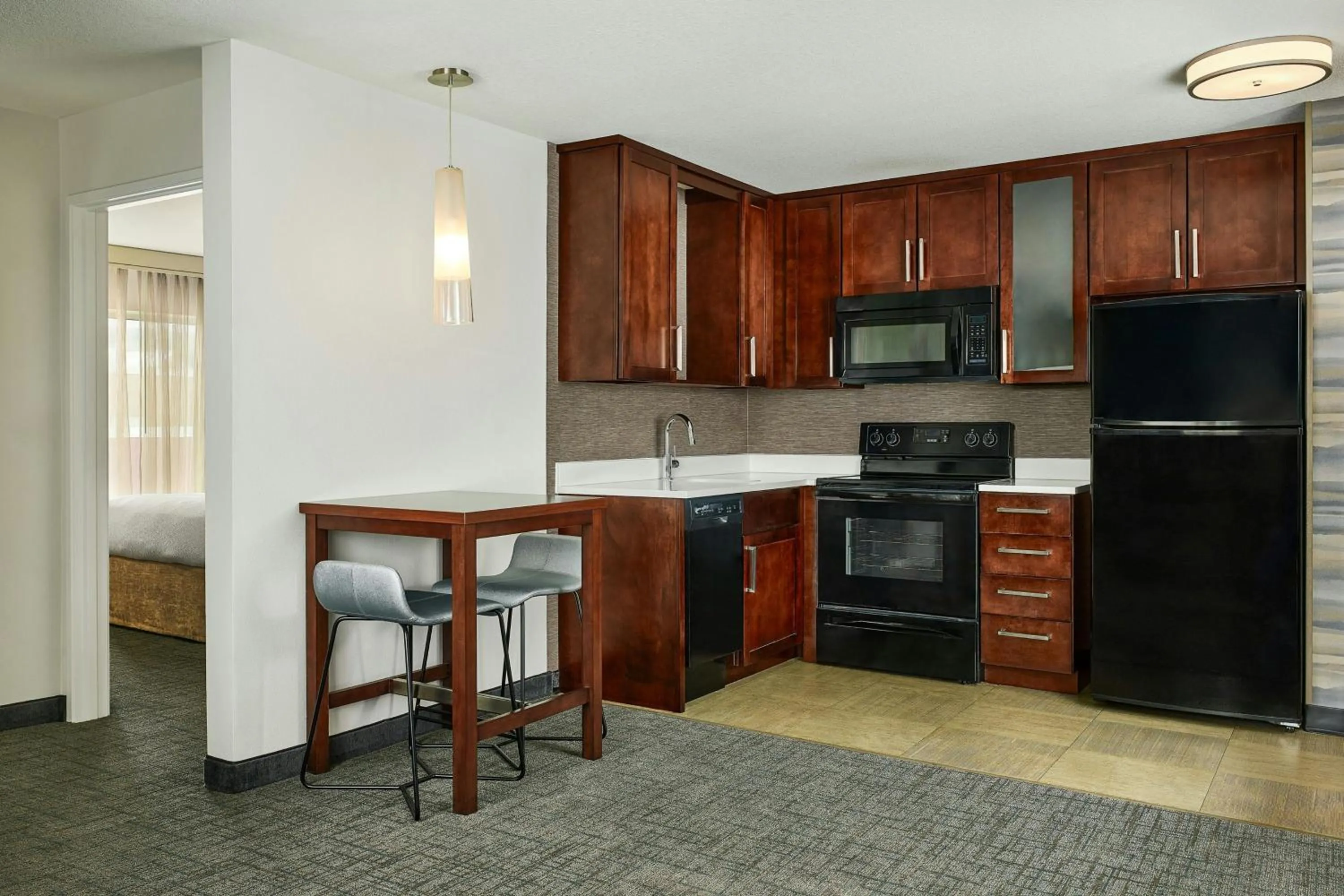 Kitchen or kitchenette in Residence Inn by Marriott Rapid City