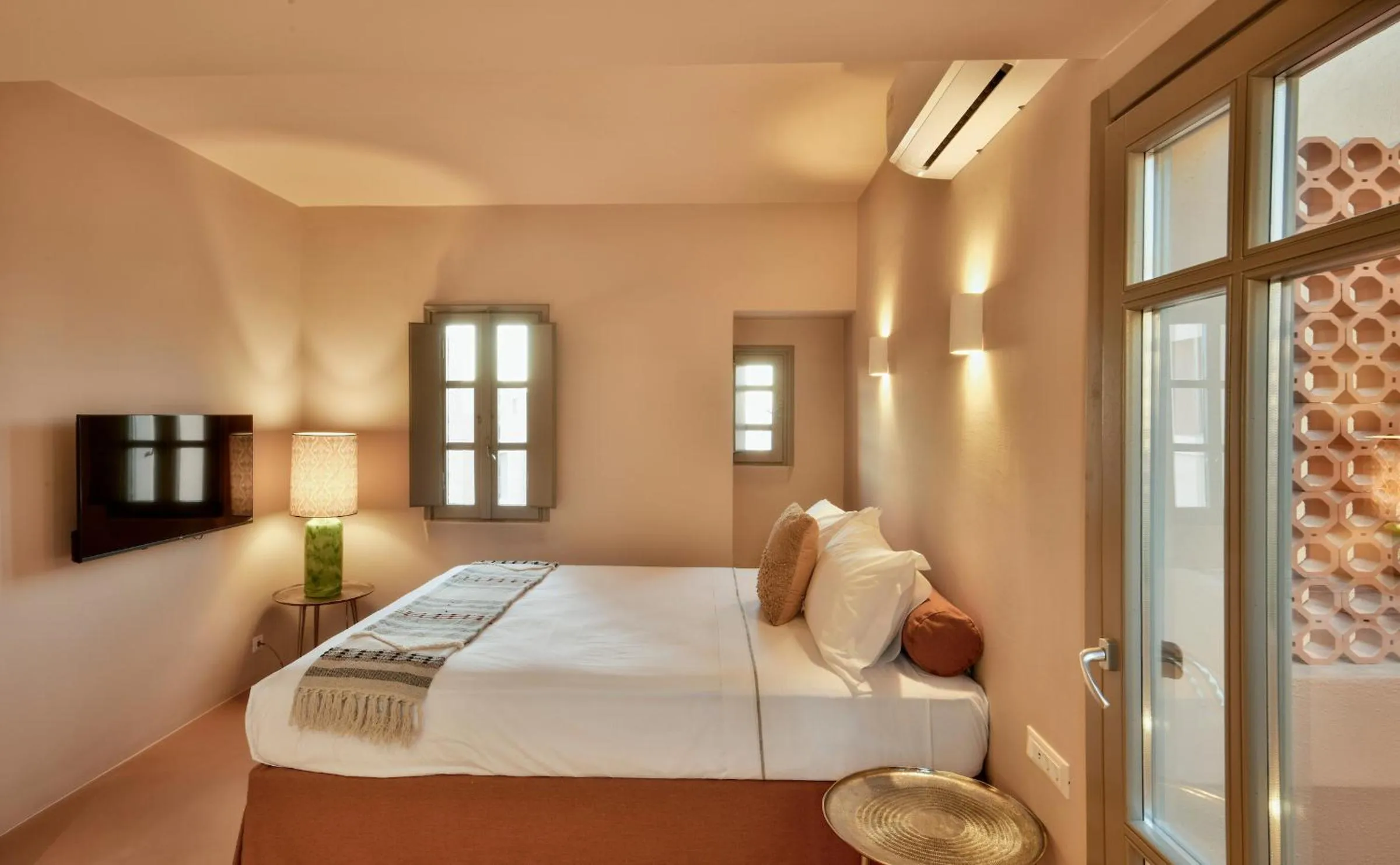 Bed in Terra Verde Oia by K&K