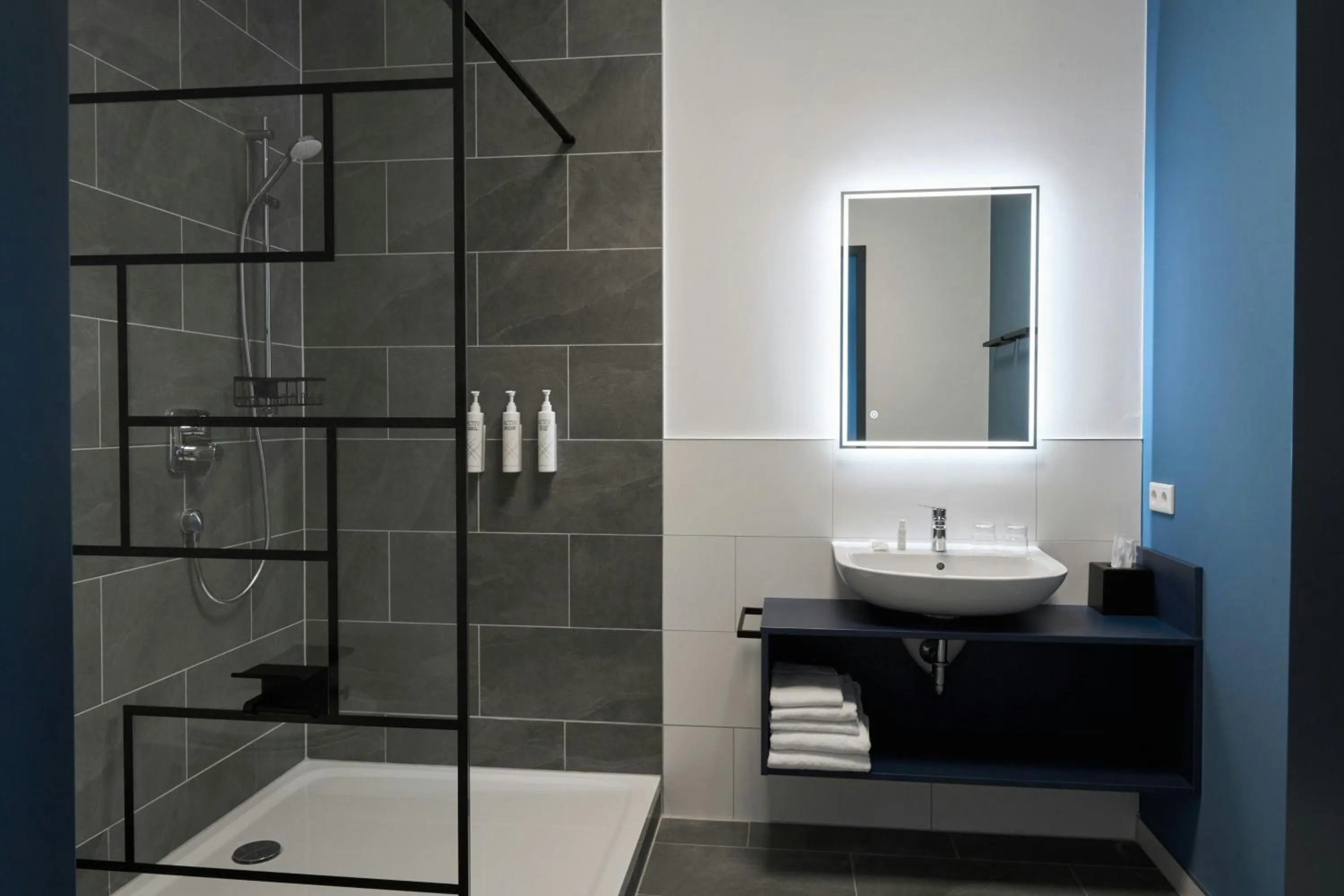 Bathroom in Four Points Flex by Sheraton Östringen