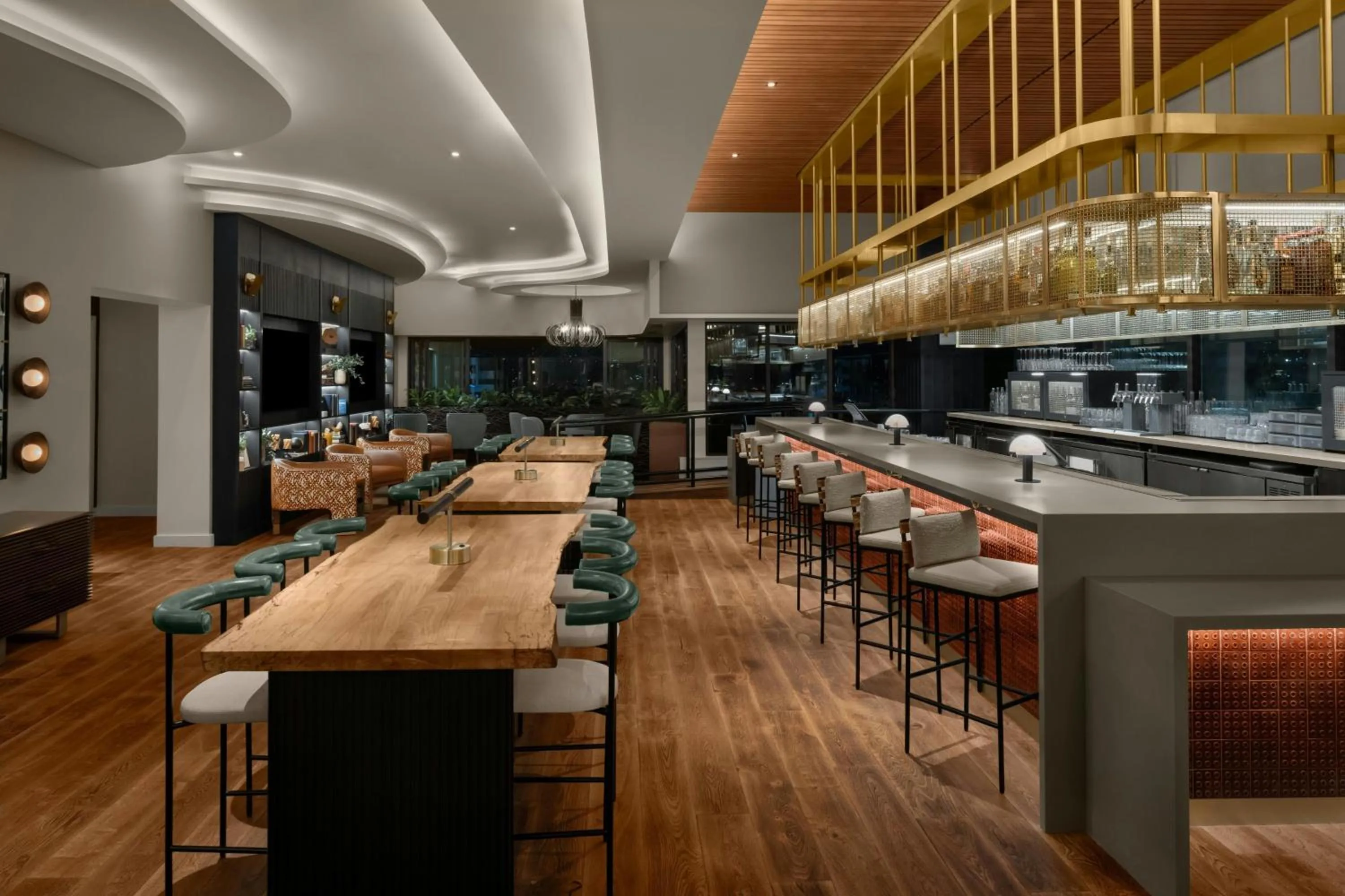 Lounge or bar in Element Calgary Downtown