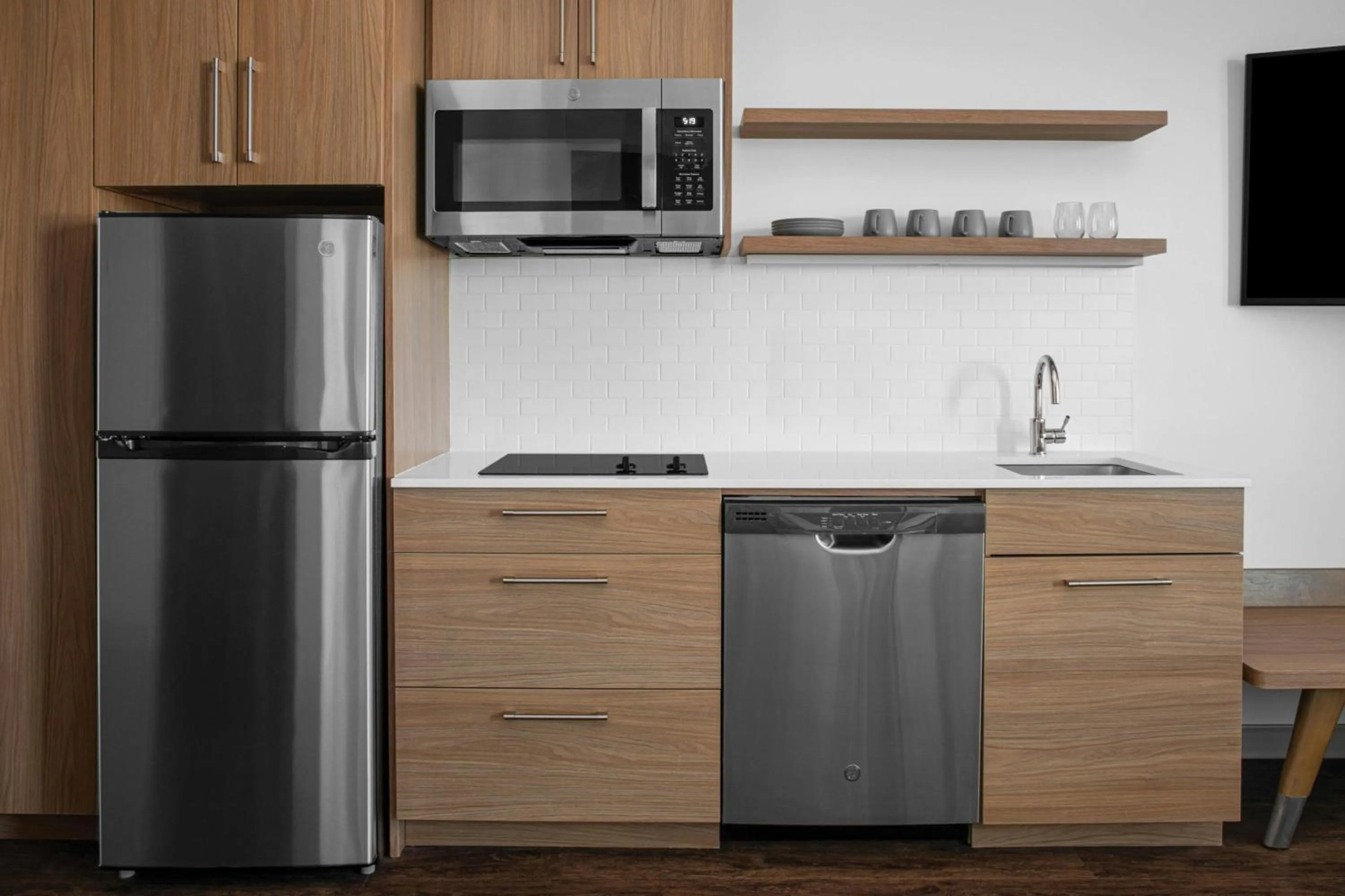 Kitchen or kitchenette in Element Calgary Downtown