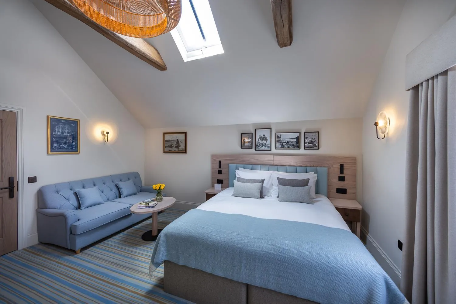 Bedroom, Bed in The Ship Hotel