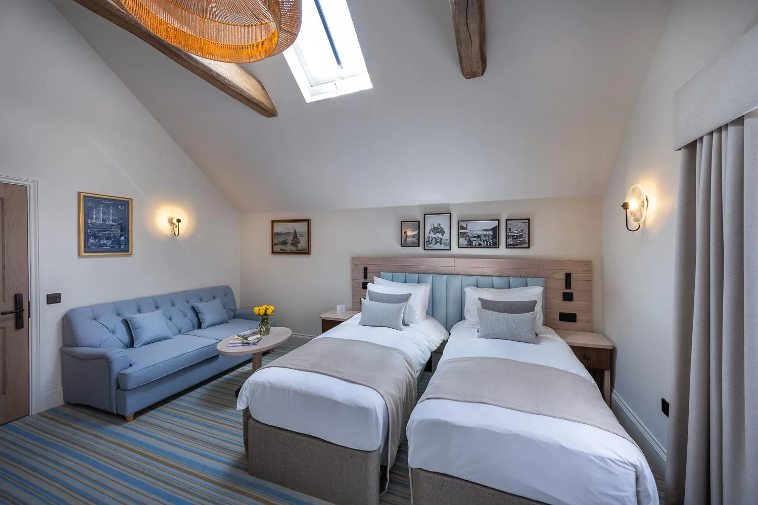 Bedroom, Bed in The Ship Hotel