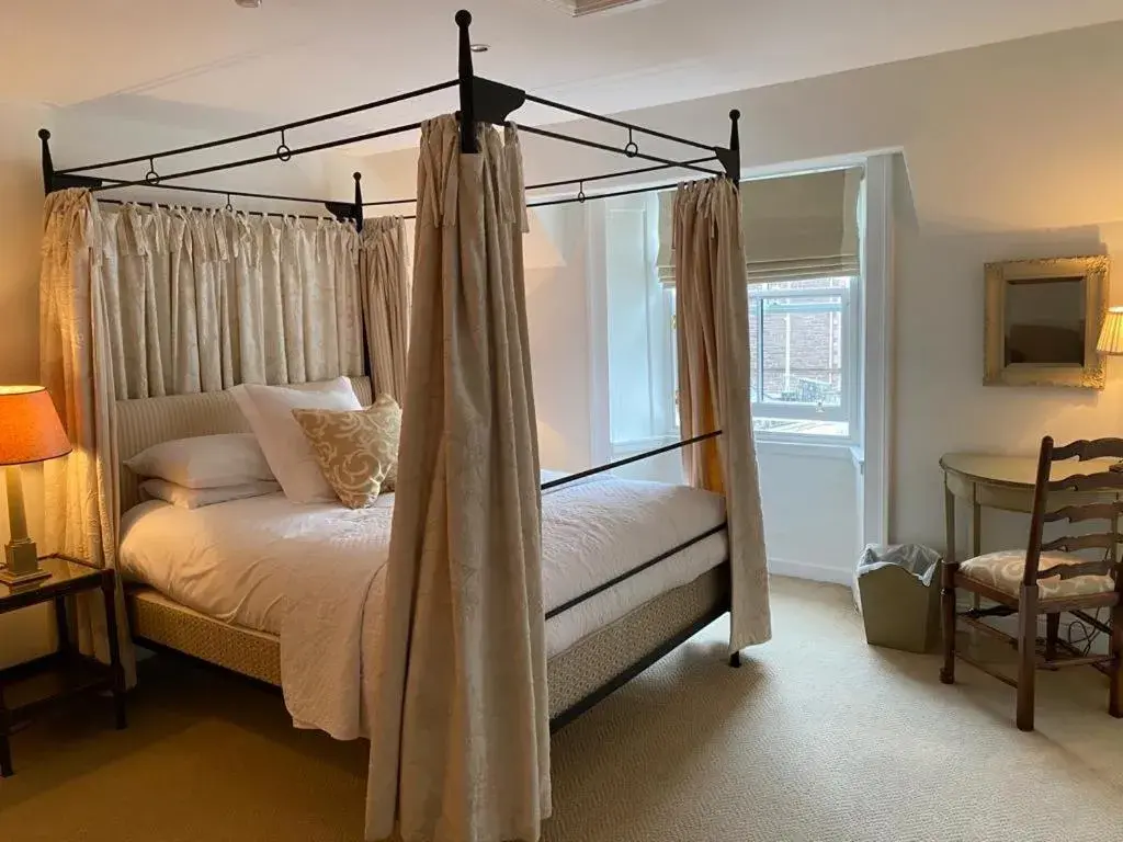 The Royal Hotel The Royal Hotel