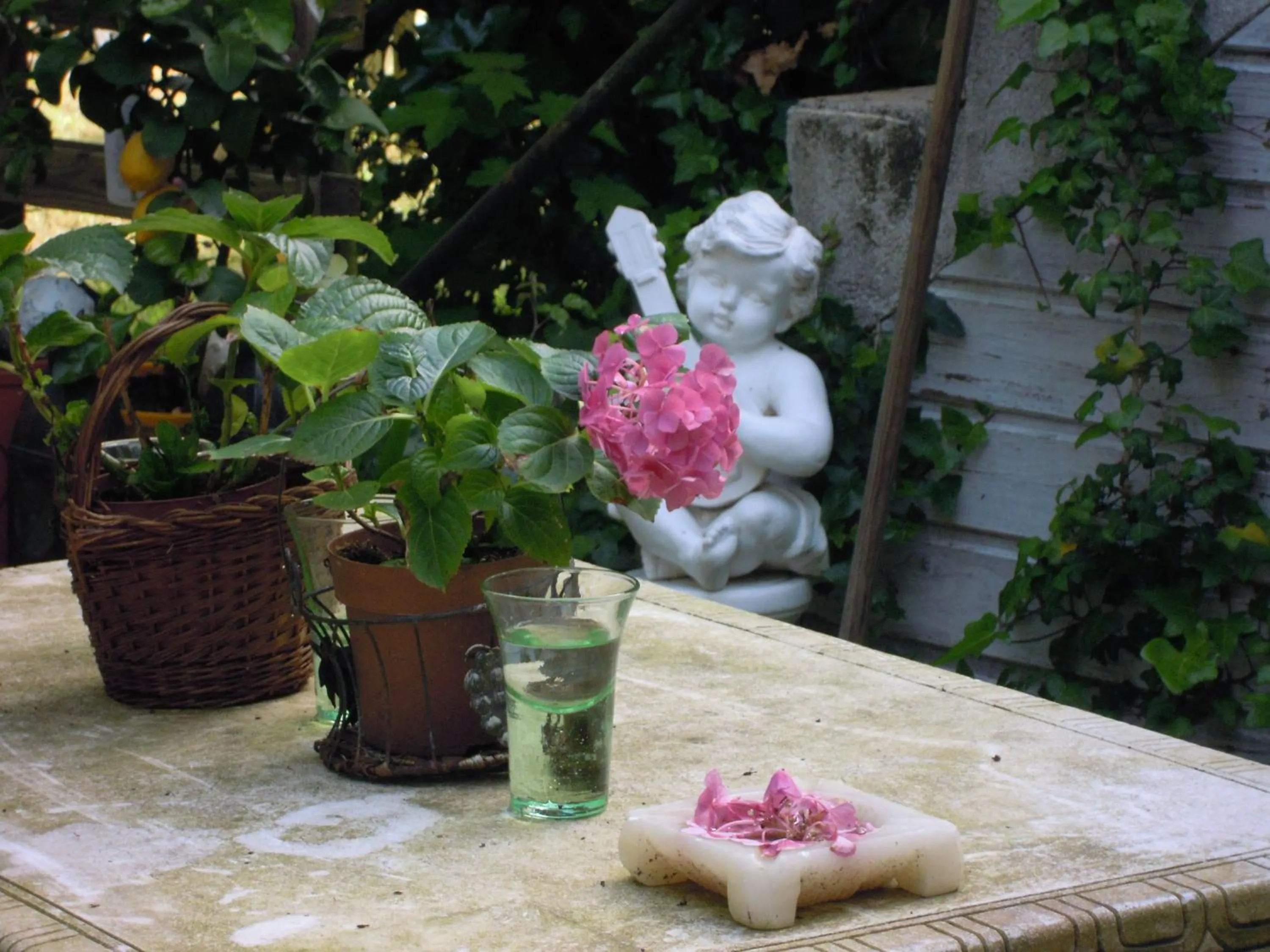 Domaine De La Bastille, Manoir du XVll, Bed and Breakfast