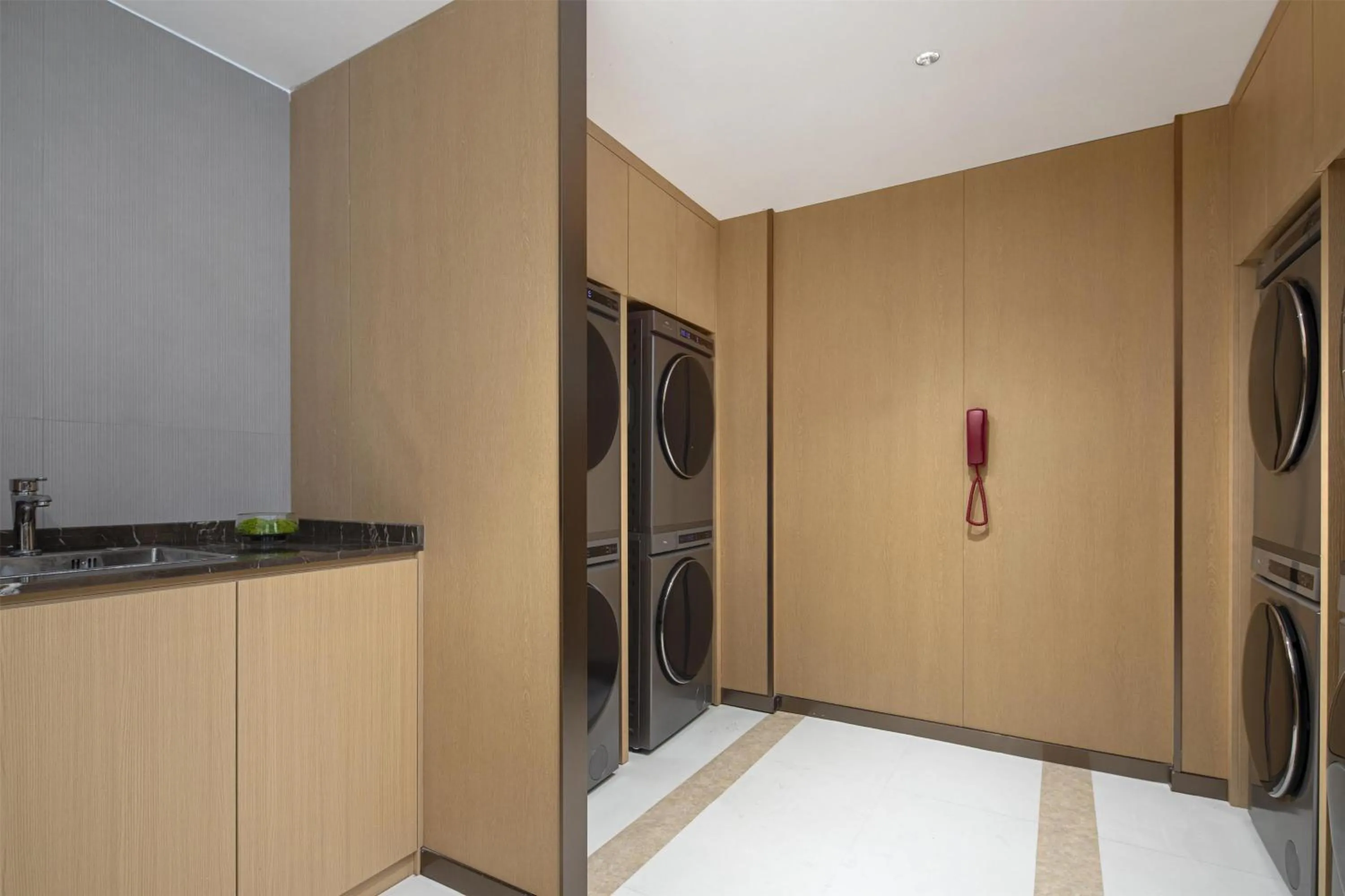 laundry in Hilton Garden Inn Zhangjiajie Tianmen Mountain