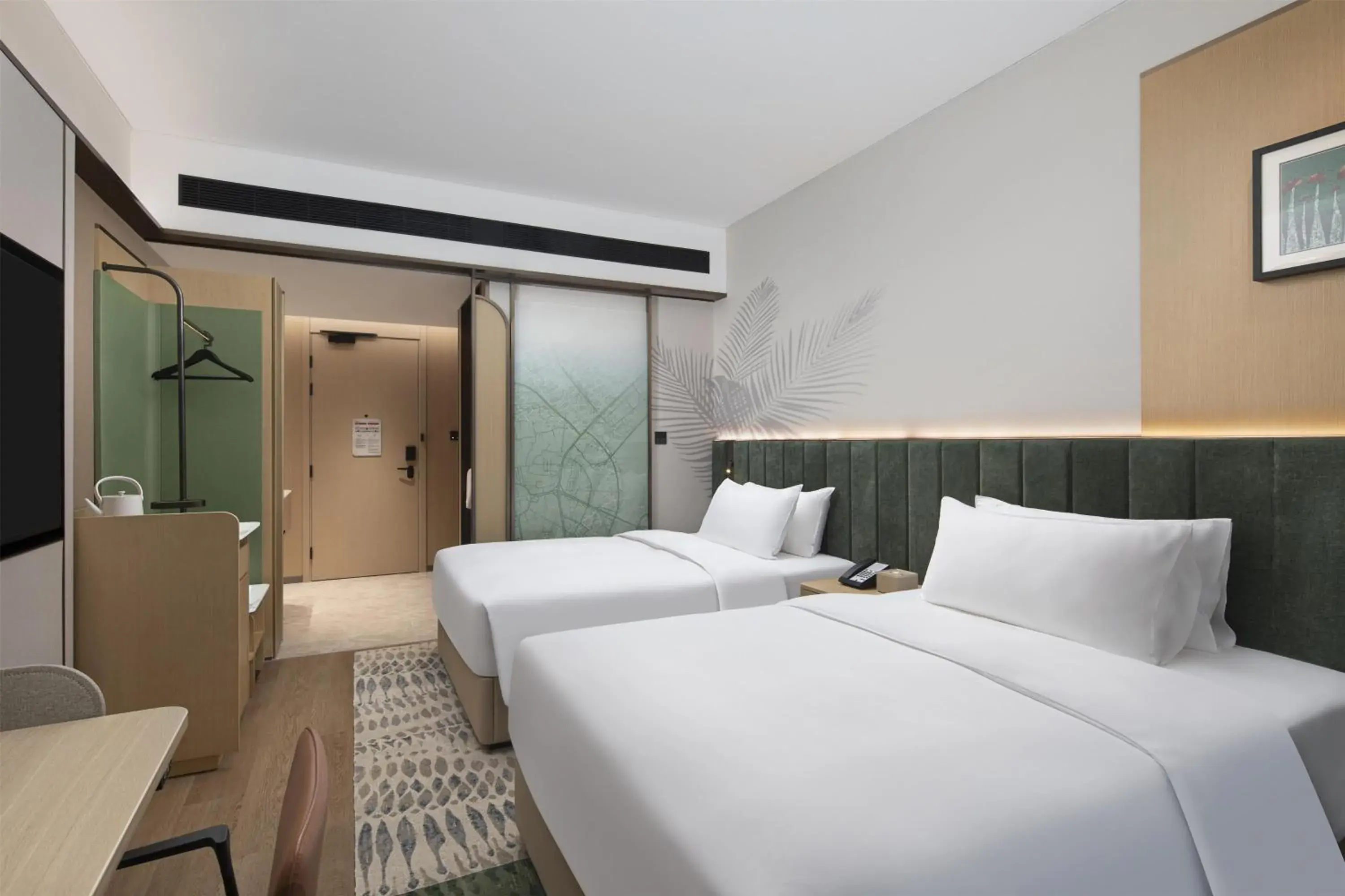 Twin Room with Mountain View in Hilton Garden Inn Zhangjiajie Tianmen Mountain Twin Room with Mountain View in Hilton Garden Inn Zhangjiajie Tianmen Mountain