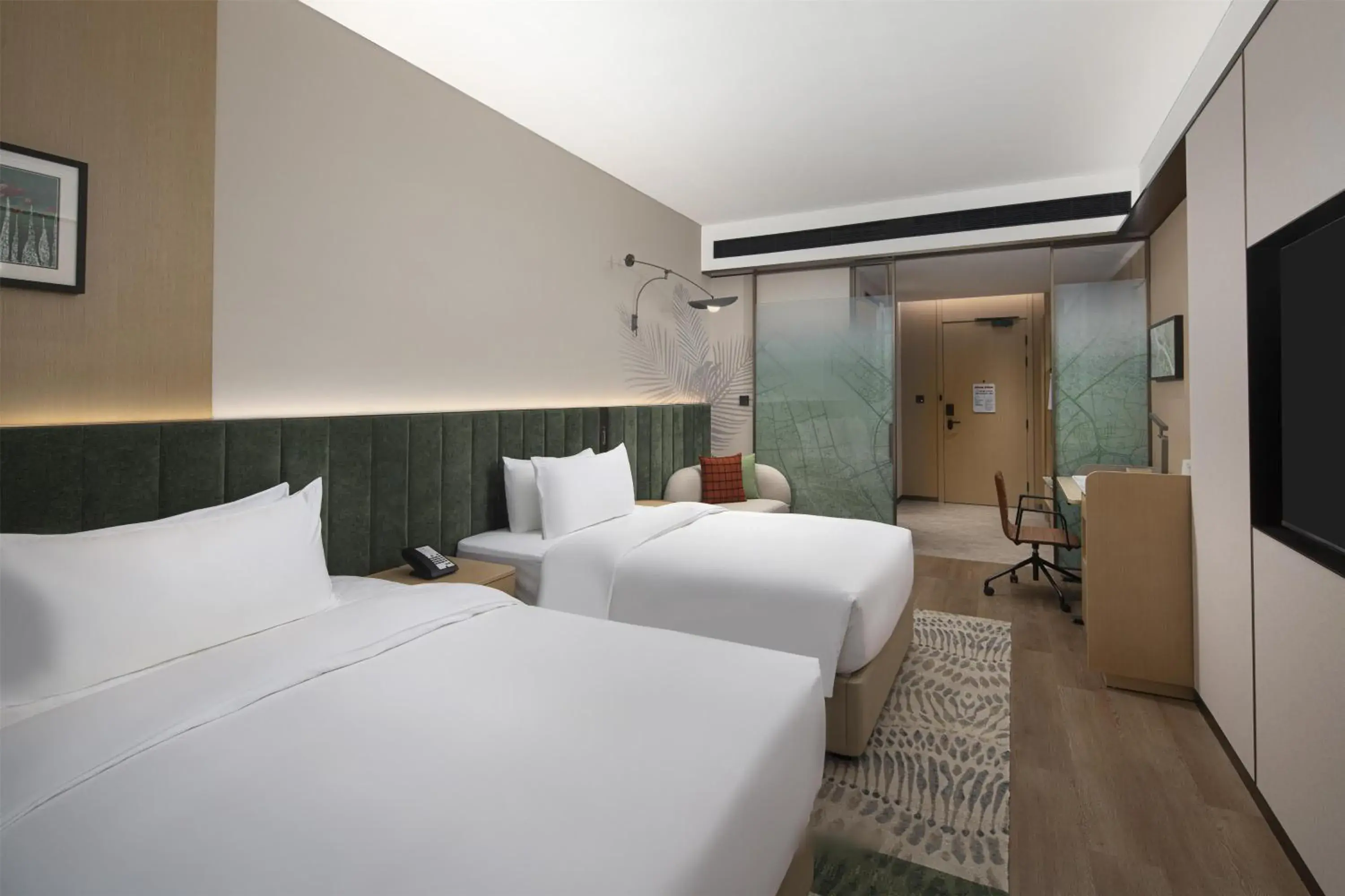 Superior Twin Room with Mountain View in Hilton Garden Inn Zhangjiajie Tianmen Mountain Superior Twin Room with Mountain View in Hilton Garden Inn Zhangjiajie Tianmen Mountain