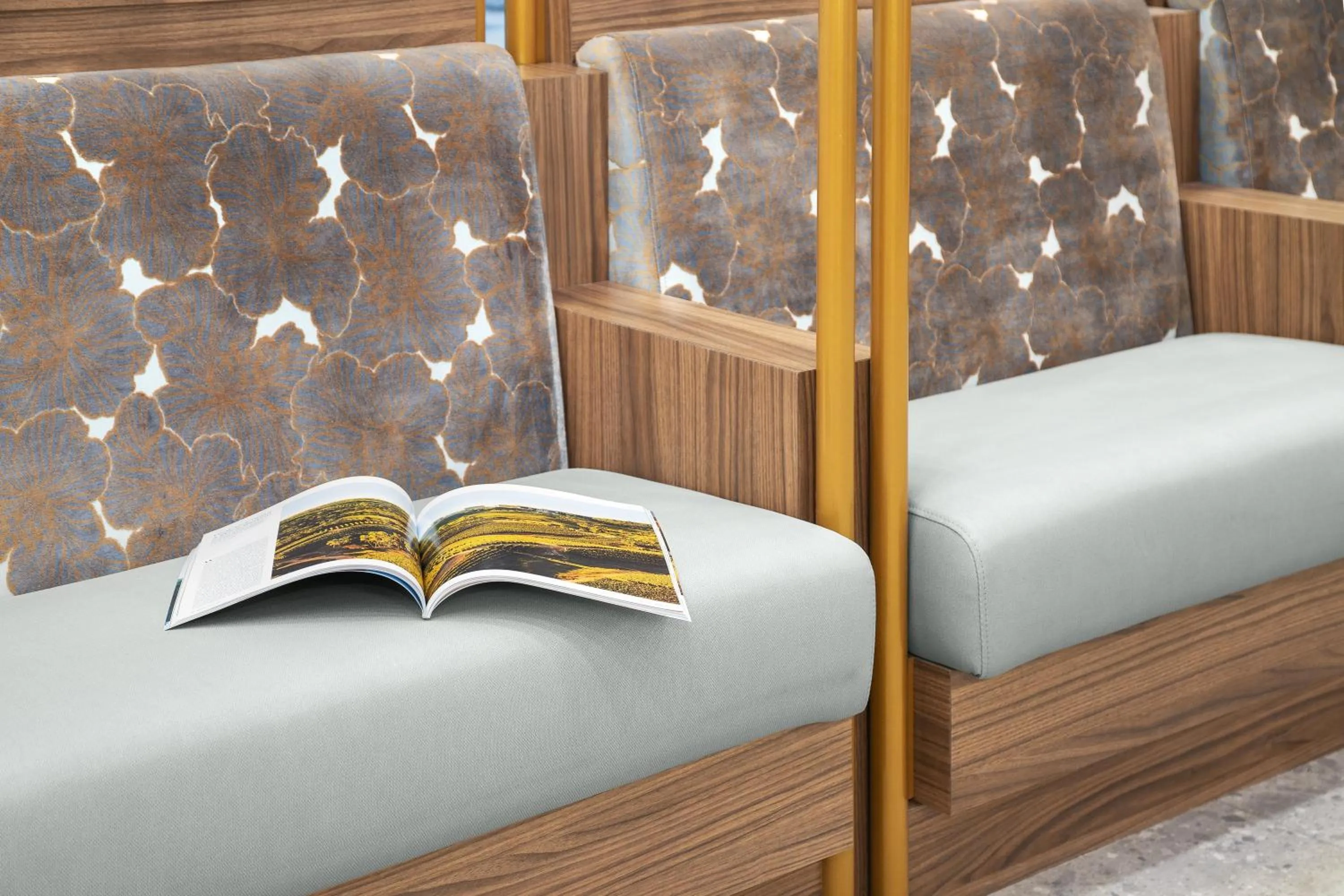 Lobby or reception, Bed in Hampton Inn By Hilton Calgary Downtown