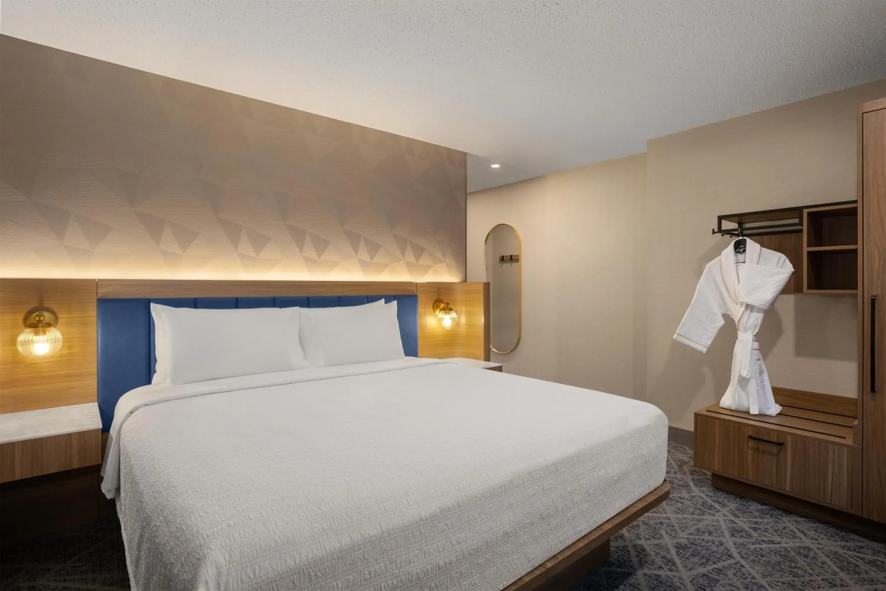 Bed in Hampton Inn By Hilton Calgary Downtown Bed in Hampton Inn By Hilton Calgary Downtown