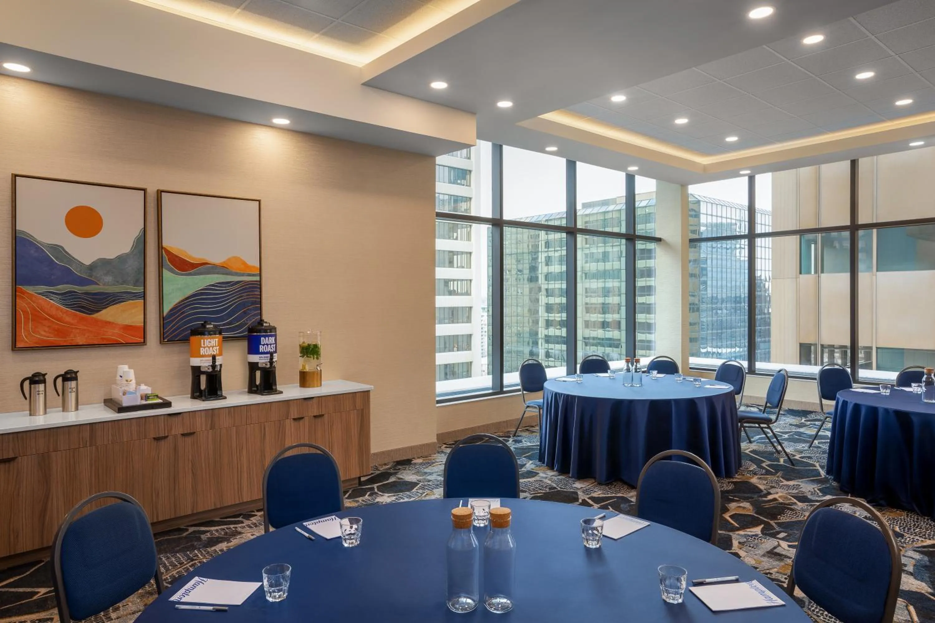 Meeting/conference room in Hampton Inn By Hilton Calgary Downtown