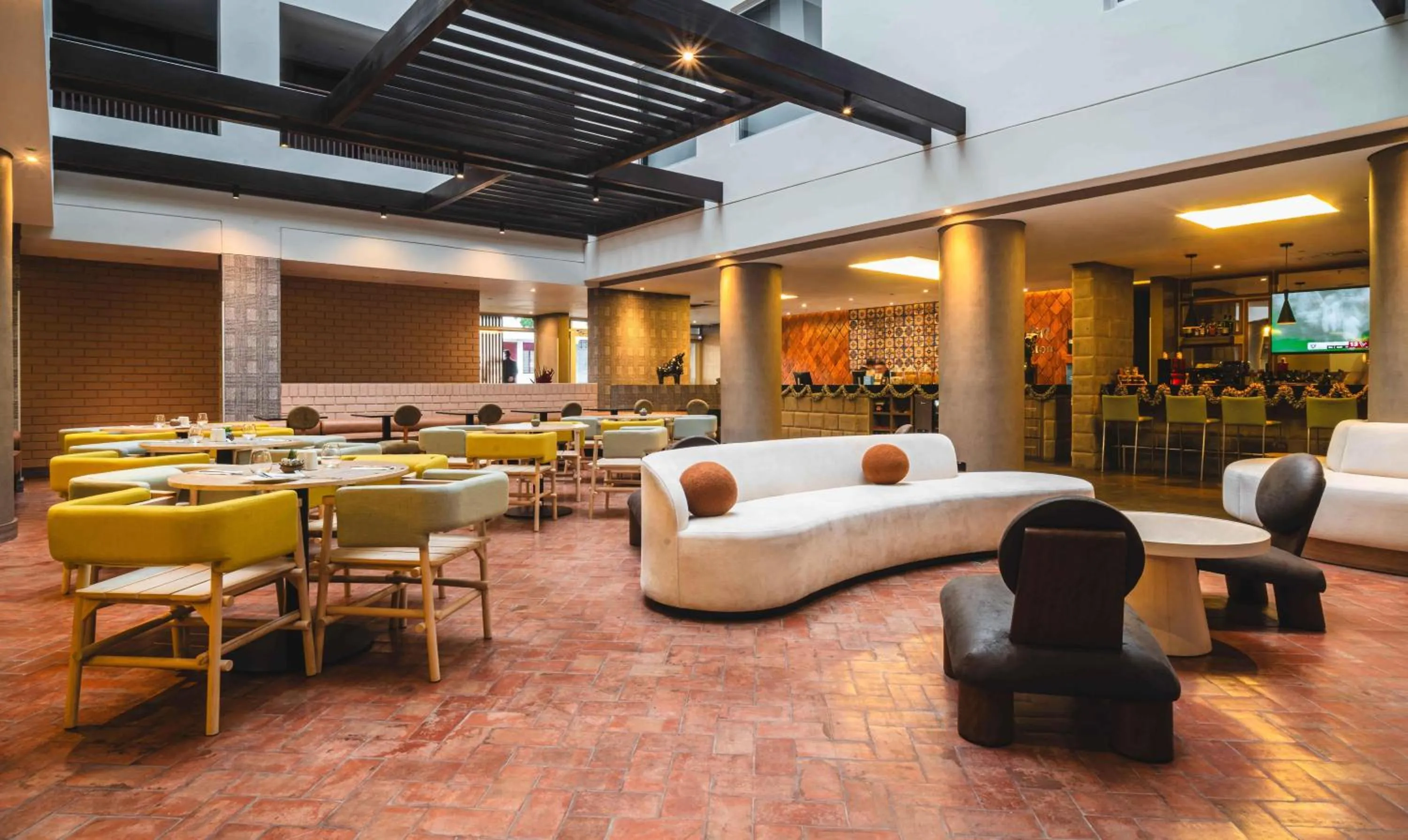 Lobby or reception in Hampton By Hilton Cusco