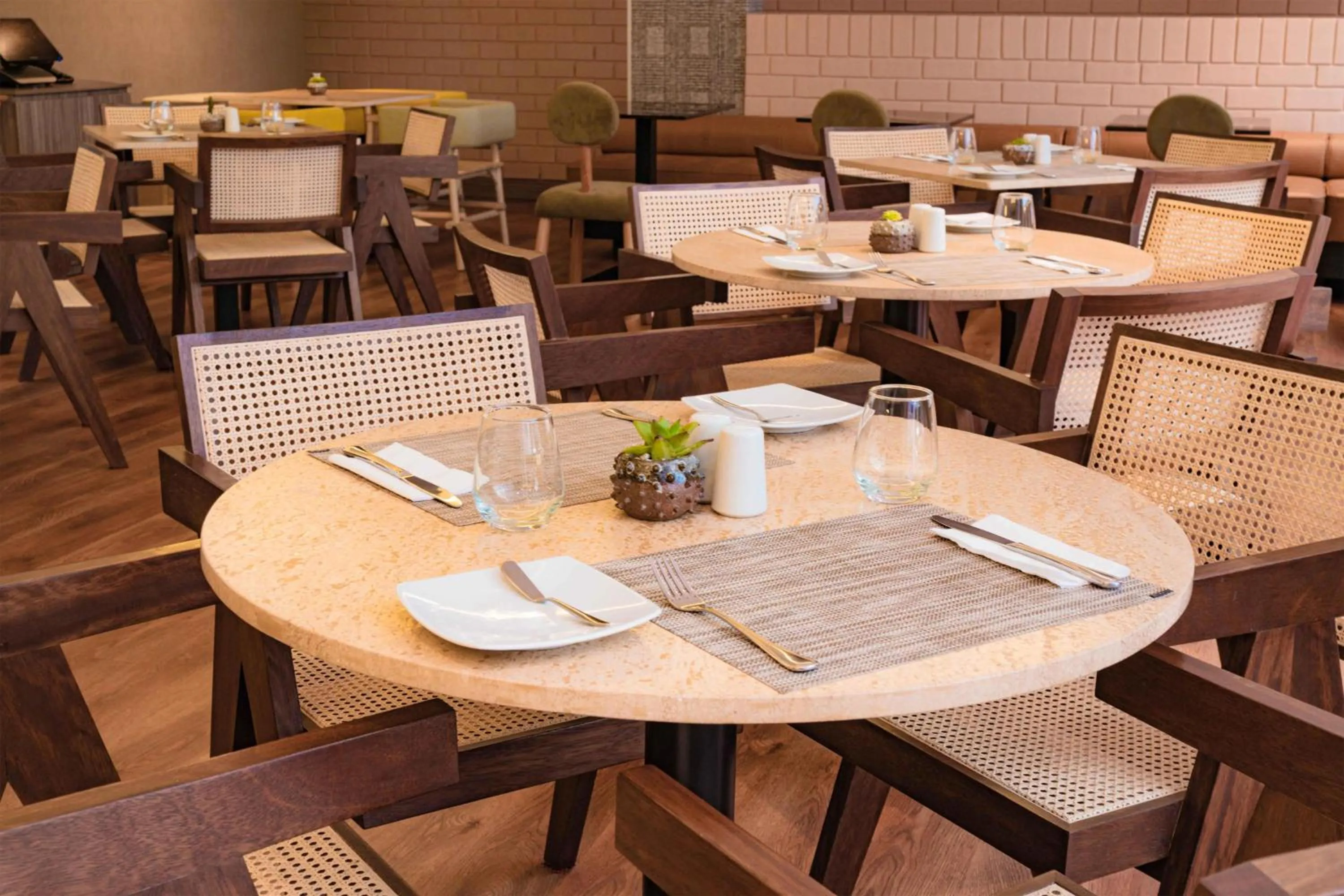 Restaurant/places to eat in Hampton By Hilton Cusco