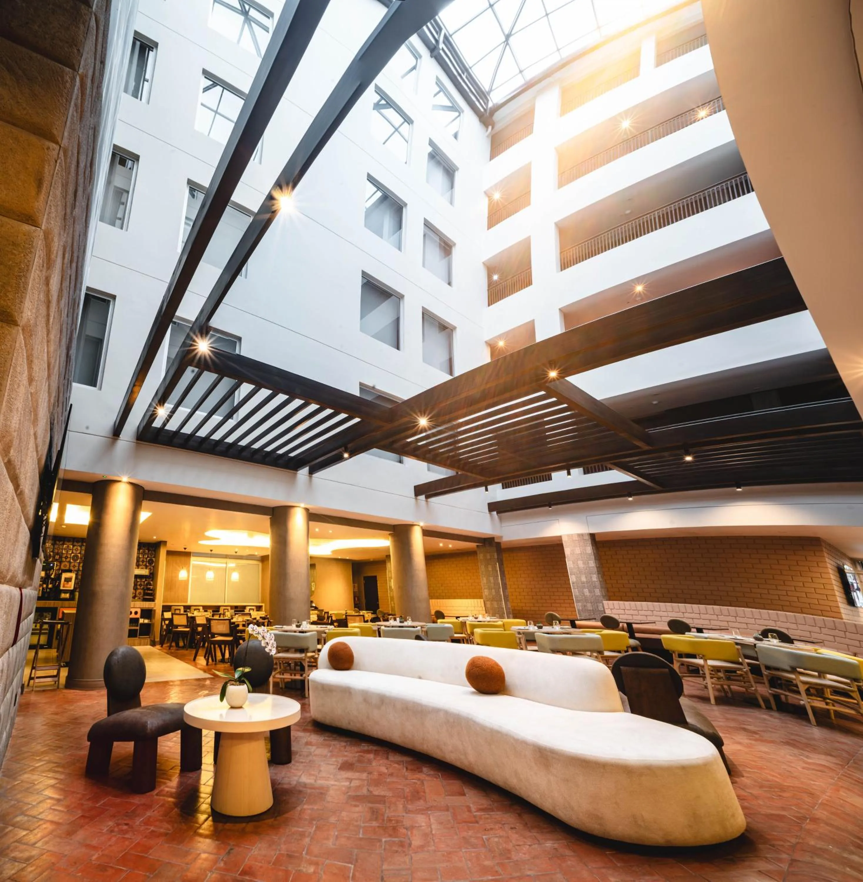 Living room in Hampton By Hilton Cusco