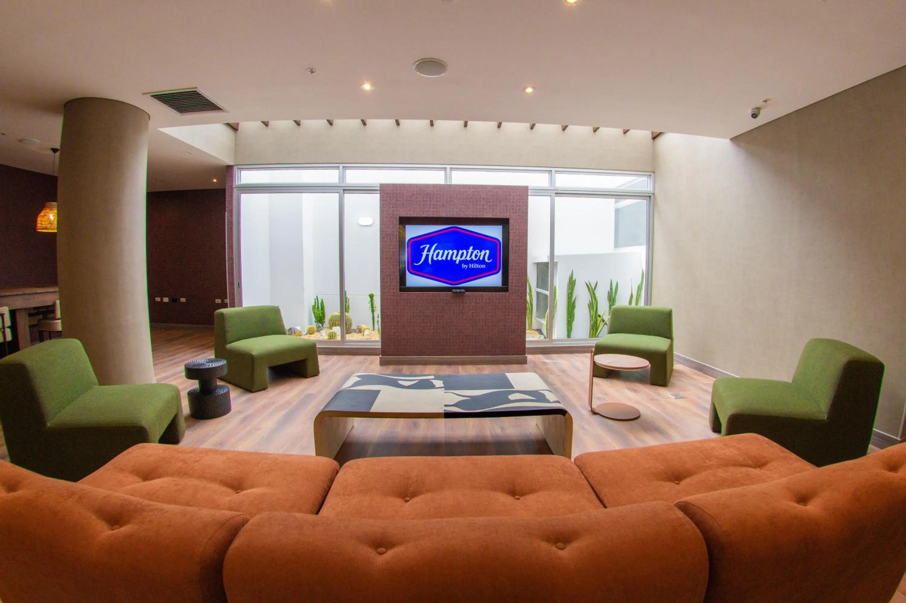 Living room in Hampton By Hilton Cusco