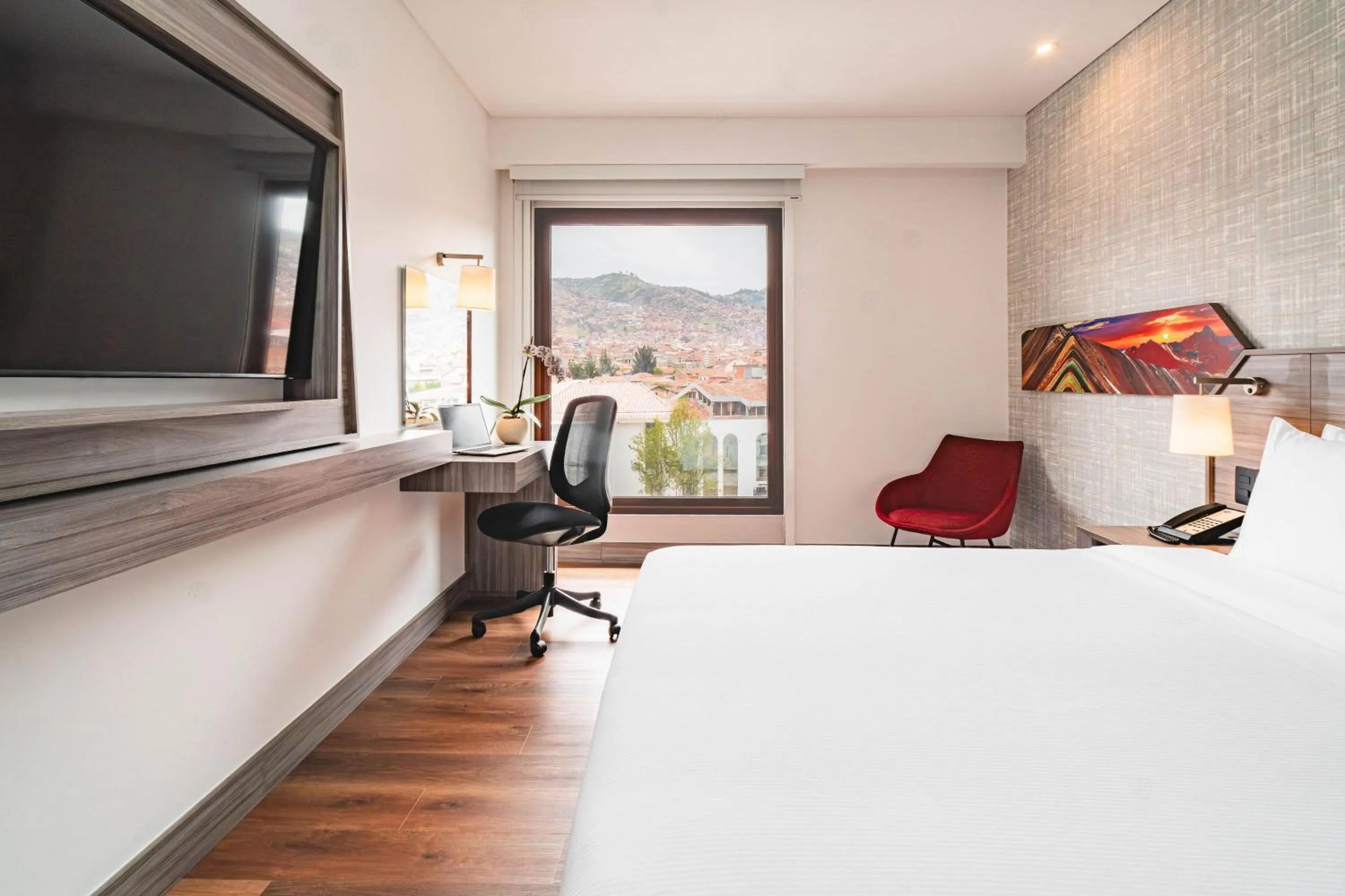 Bed in Hampton By Hilton Cusco