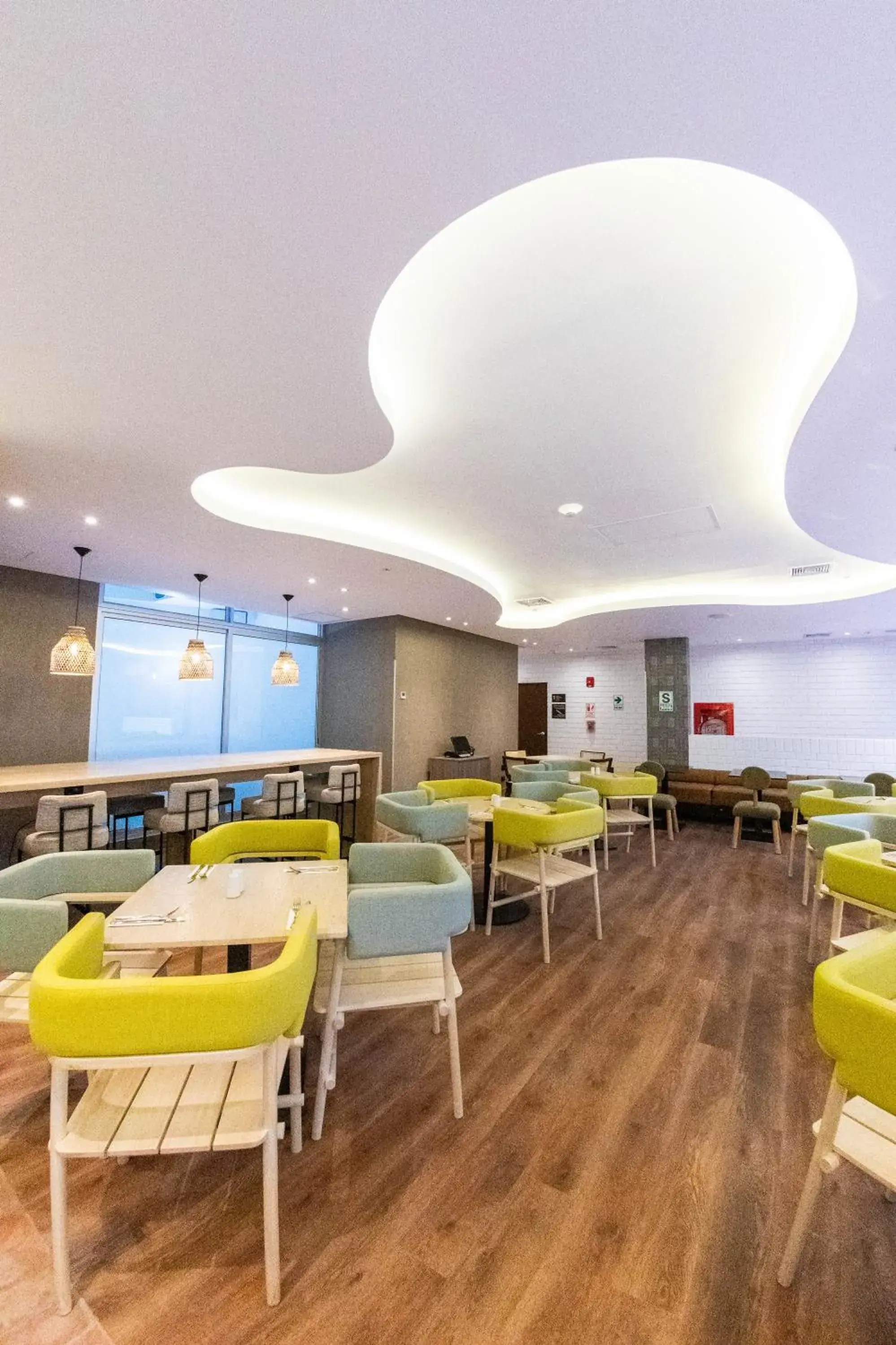 Restaurant/places to eat in Hampton By Hilton Cusco Restaurant/places to eat in Hampton By Hilton Cusco
