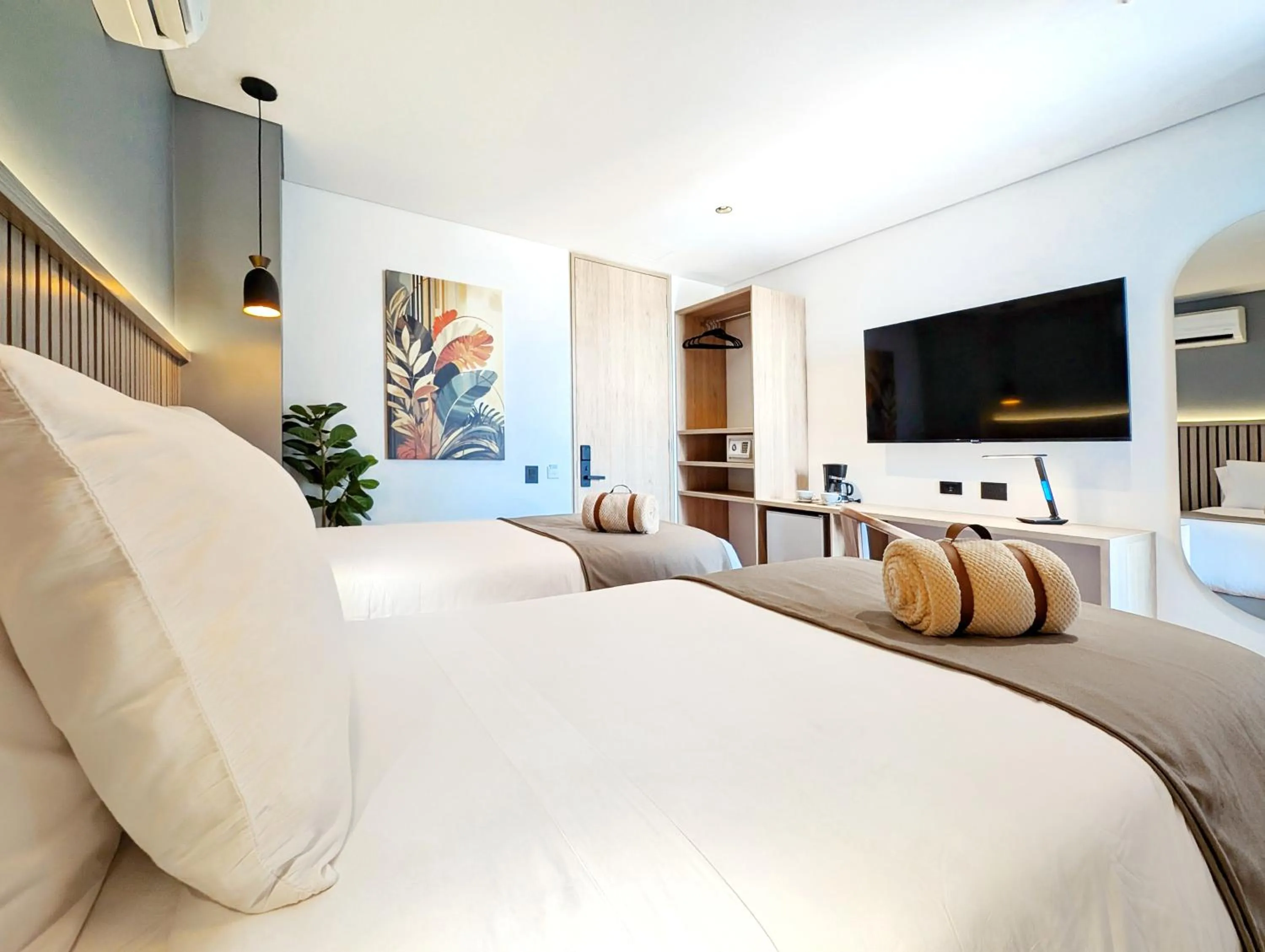 Bedroom, Bed in Moa Select