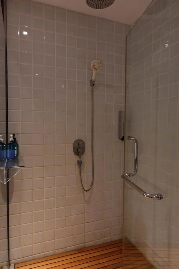 Bathroom in Sarang Paloh Heritage Stay