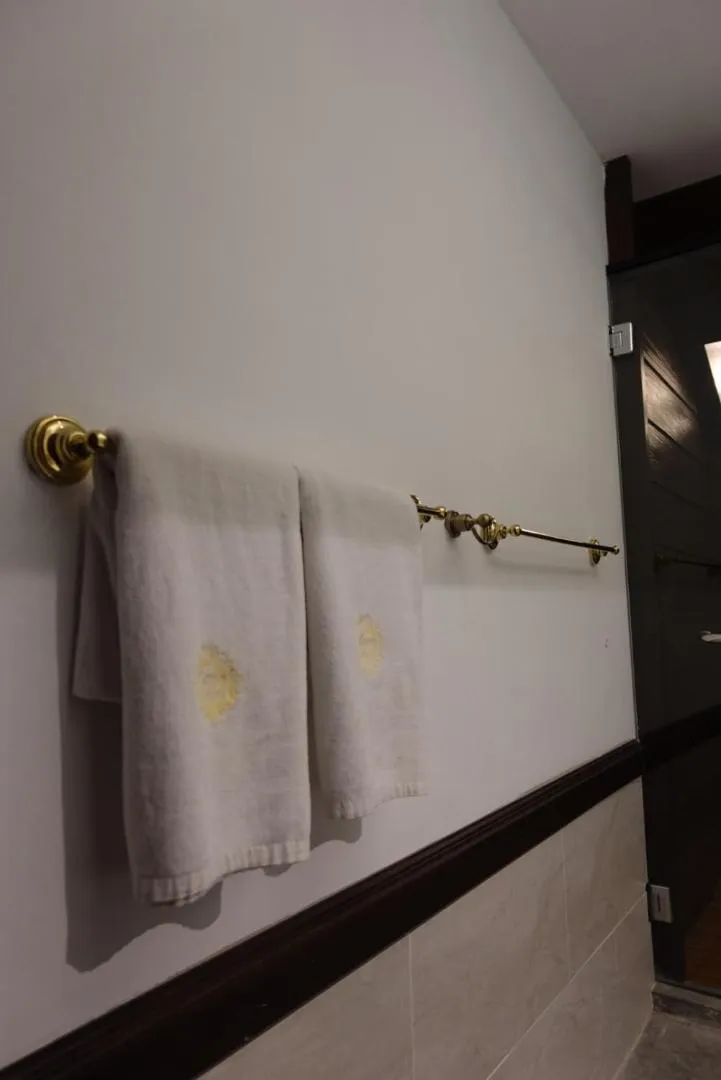 Bathroom in Sarang Paloh Heritage Stay