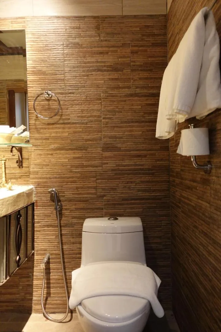 Bathroom in Sarang Paloh Heritage Stay