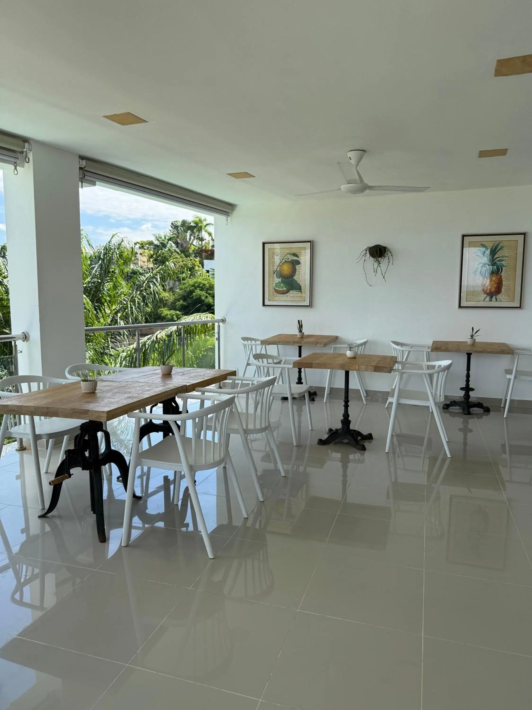 Dining area in Kainos Tropical Boutique Hotel