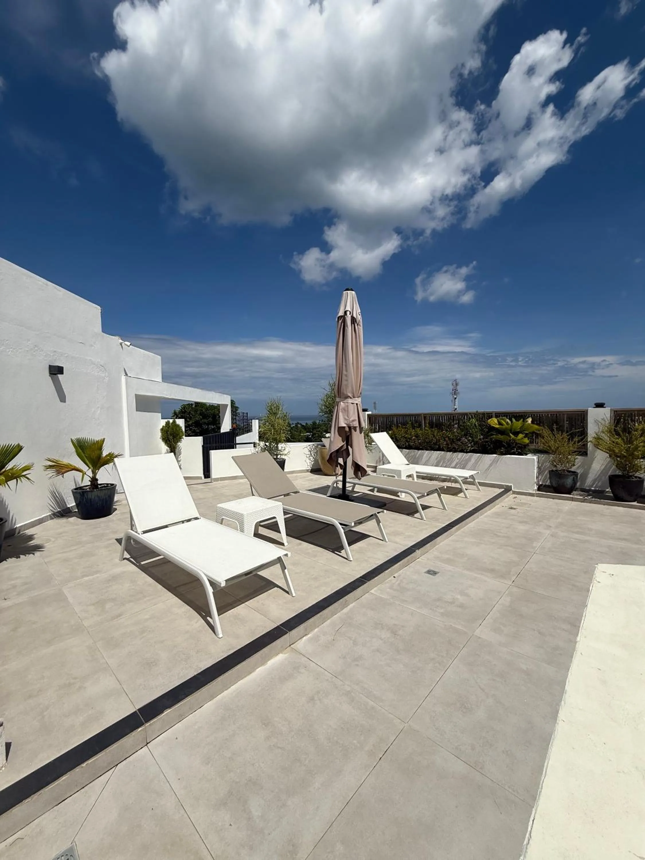 Swimming pool in Kainos Tropical Boutique Hotel
