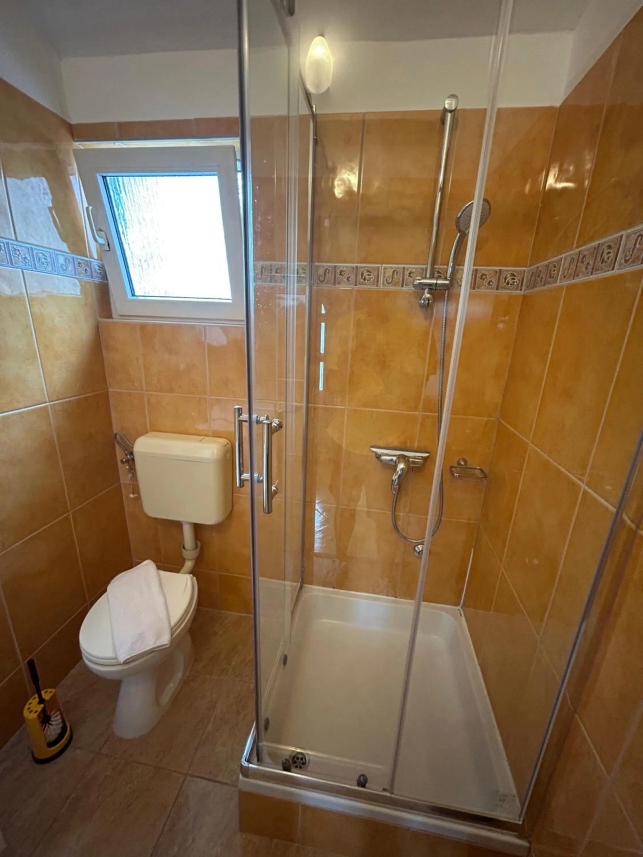 Shower in Apartments Irena
