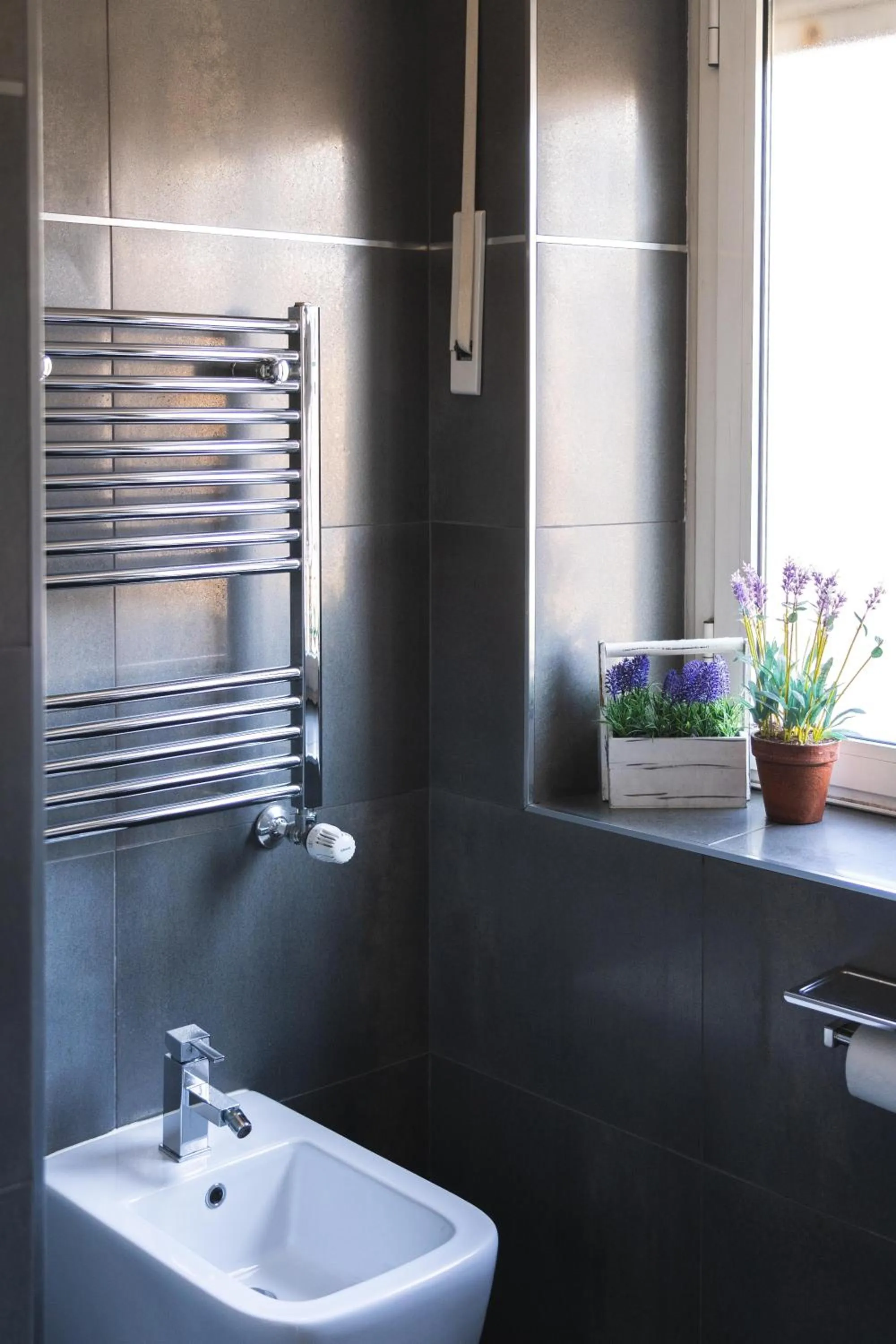 Bathroom in RomAntic Dreams Guest House