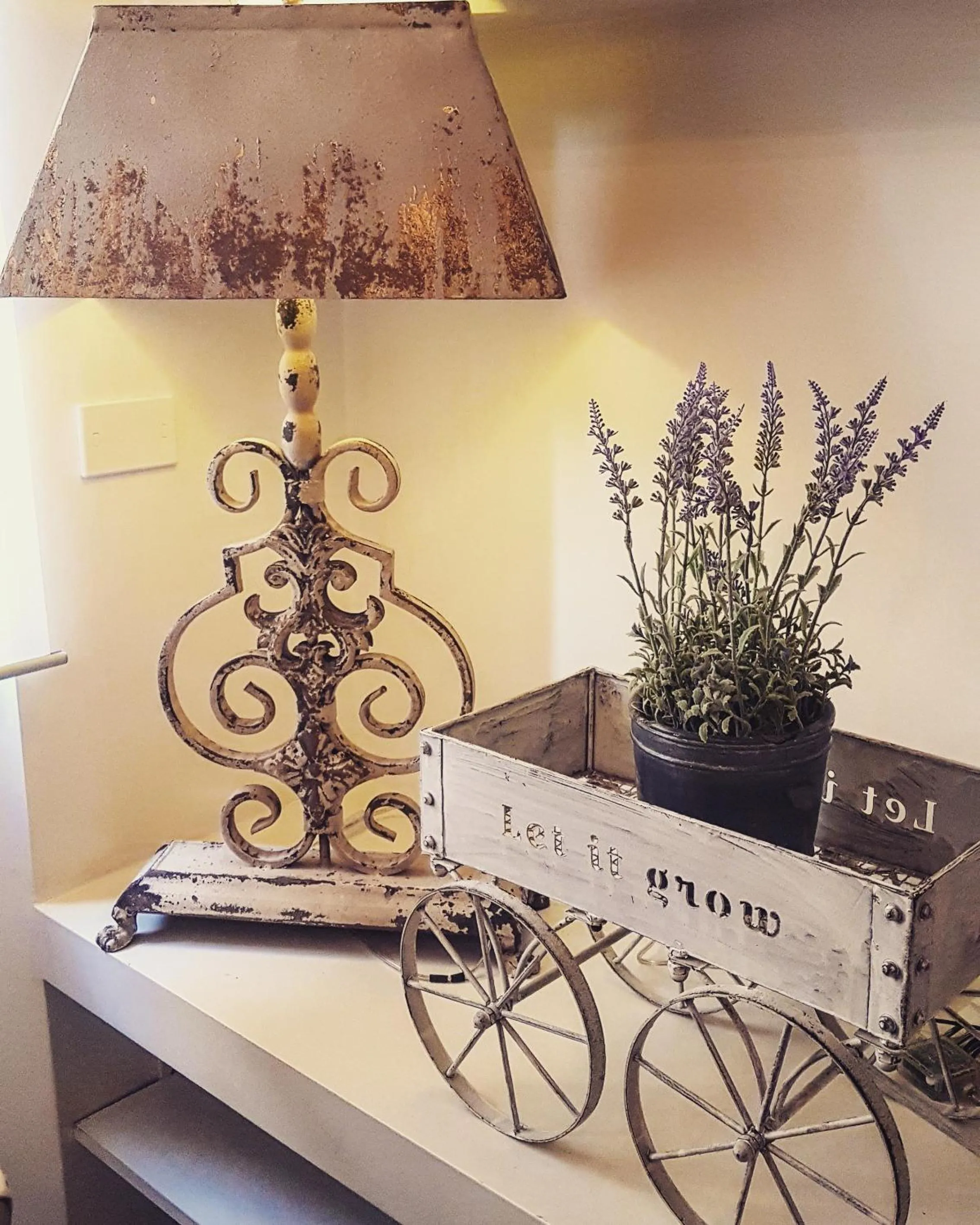 Decorative detail in RomAntic Dreams Guest House