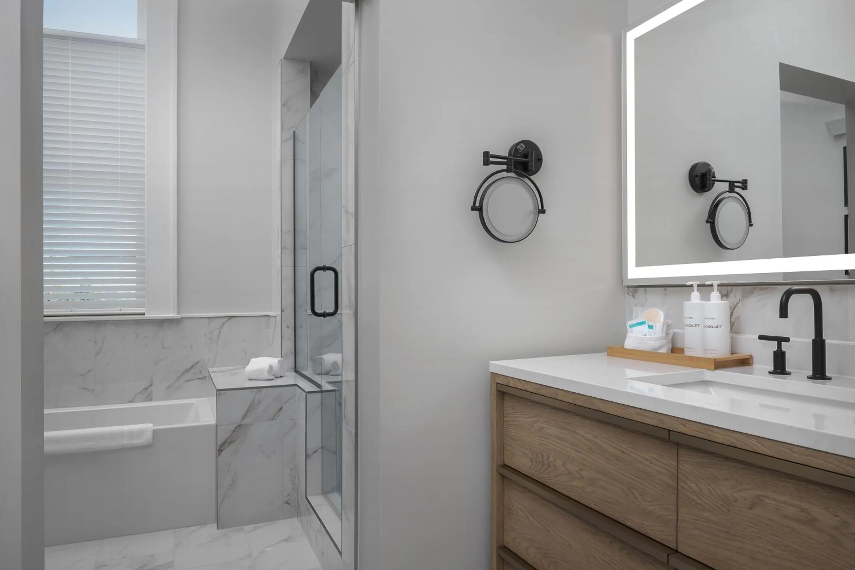 Shower in The Inn at Dayton