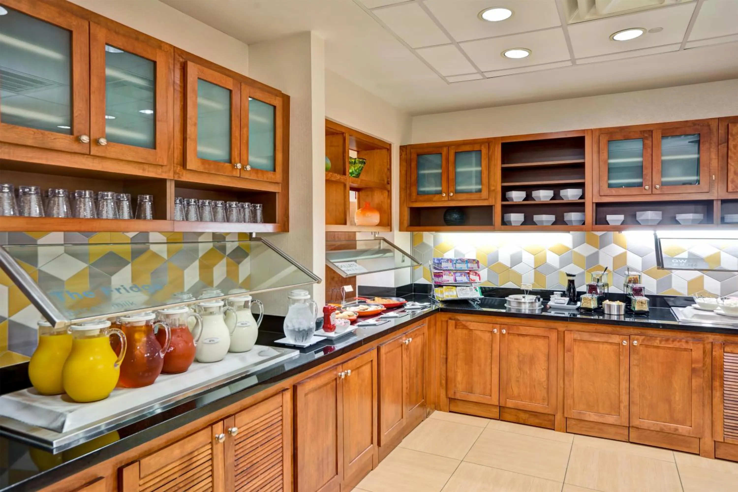 Restaurant/places to eat in Hyatt Place Baltimore/BWI Airport